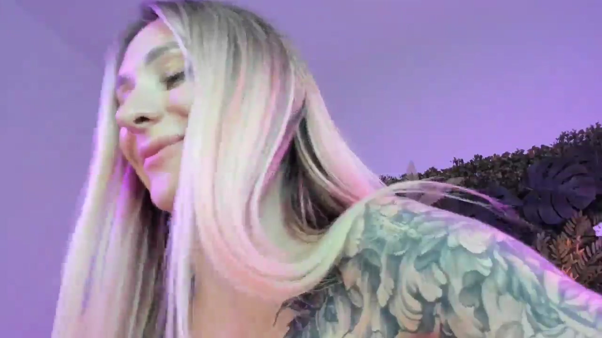 Gallery image thumbnail from Horny_Blond's myfreecams stream on, 08/30/2025, 12:06 image 14 of 20