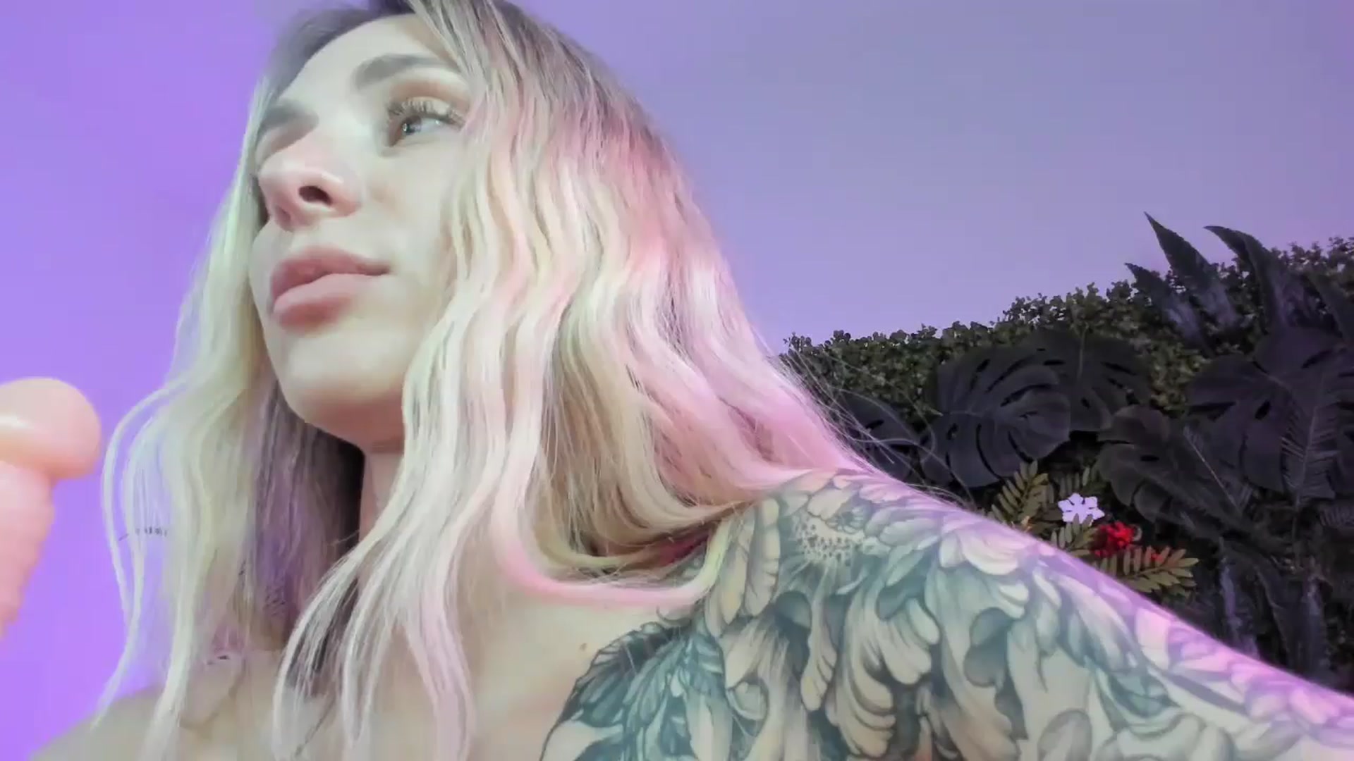Gallery image thumbnail from Horny_Blond's myfreecams stream on, 09/03/2025, 09:59 image 17 of 20
