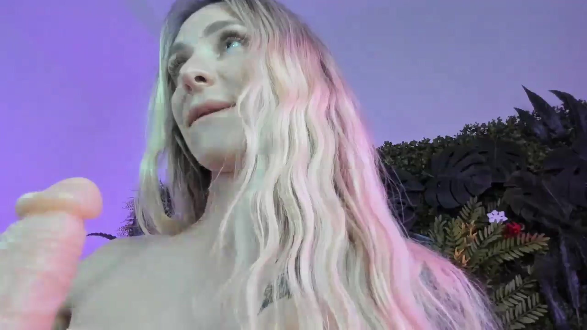 Gallery image thumbnail from Horny_Blond's myfreecams stream on, 09/03/2025, 10:20 image 3 of 20