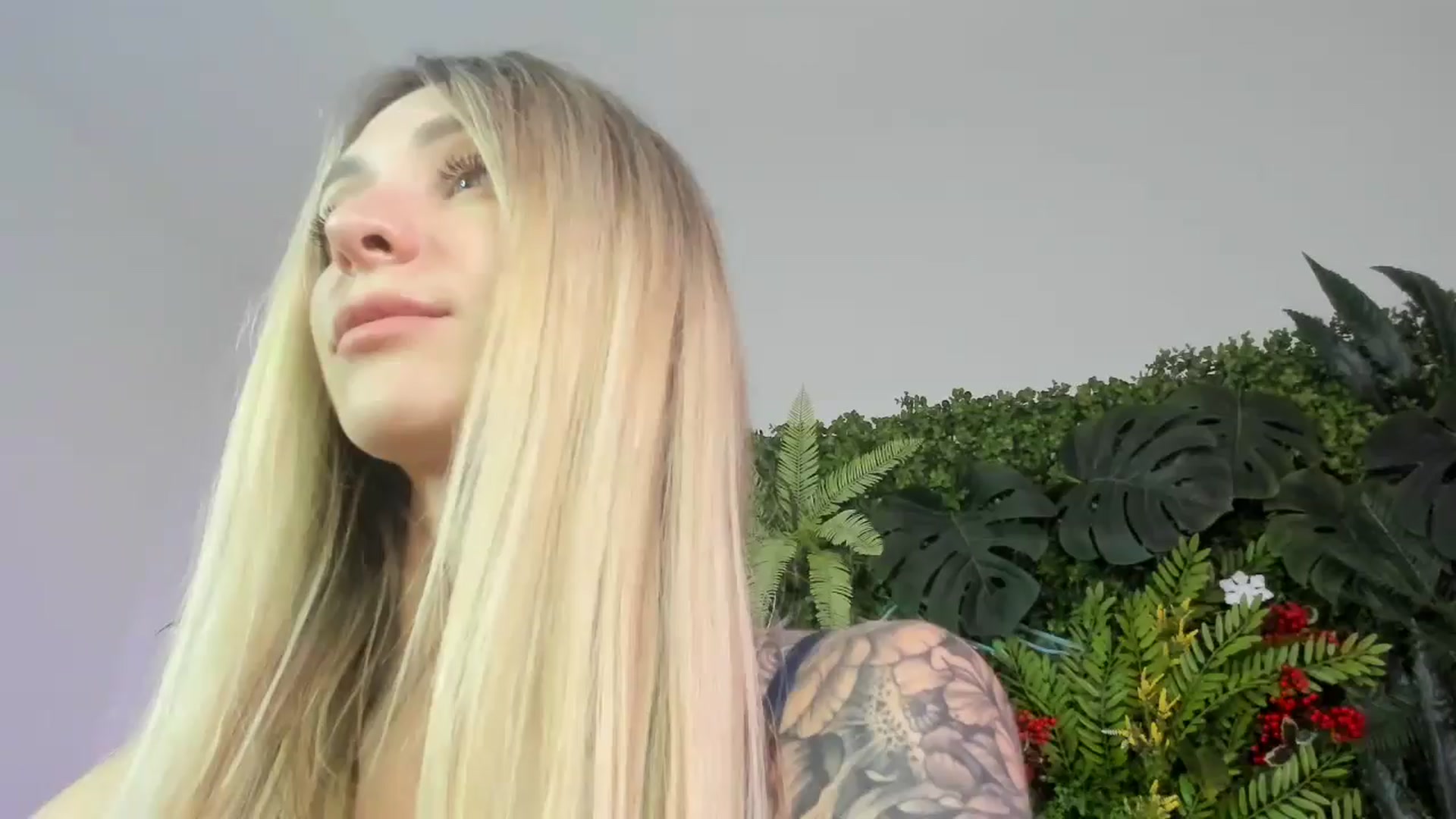 Gallery image thumbnail from Horny_Blond's myfreecams stream on, 09/06/2025, 09:28 image 8 of 20