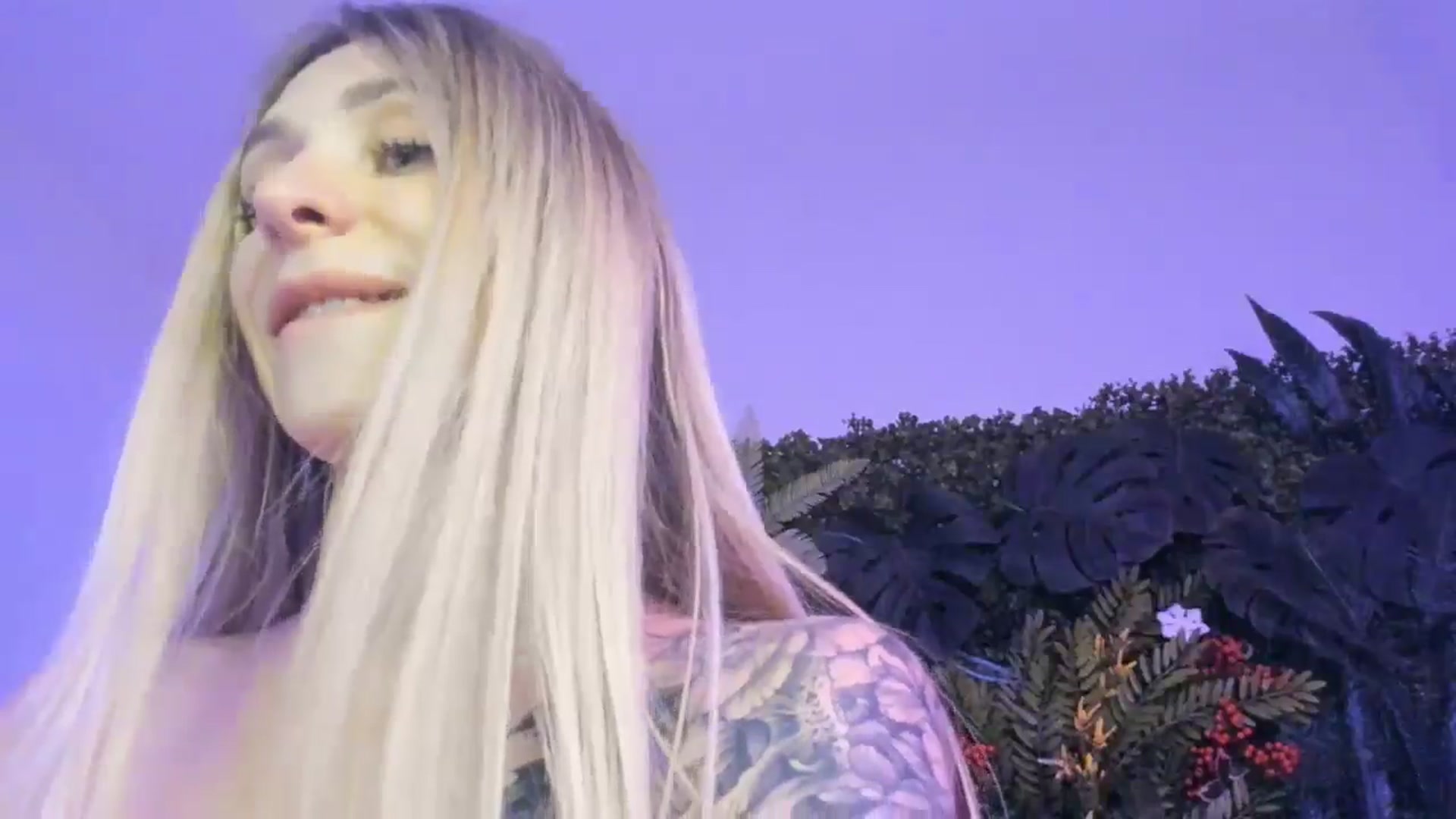 Gallery image thumbnail from Horny_Blond's myfreecams stream on, 09/06/2025, 13:58 image 4 of 20