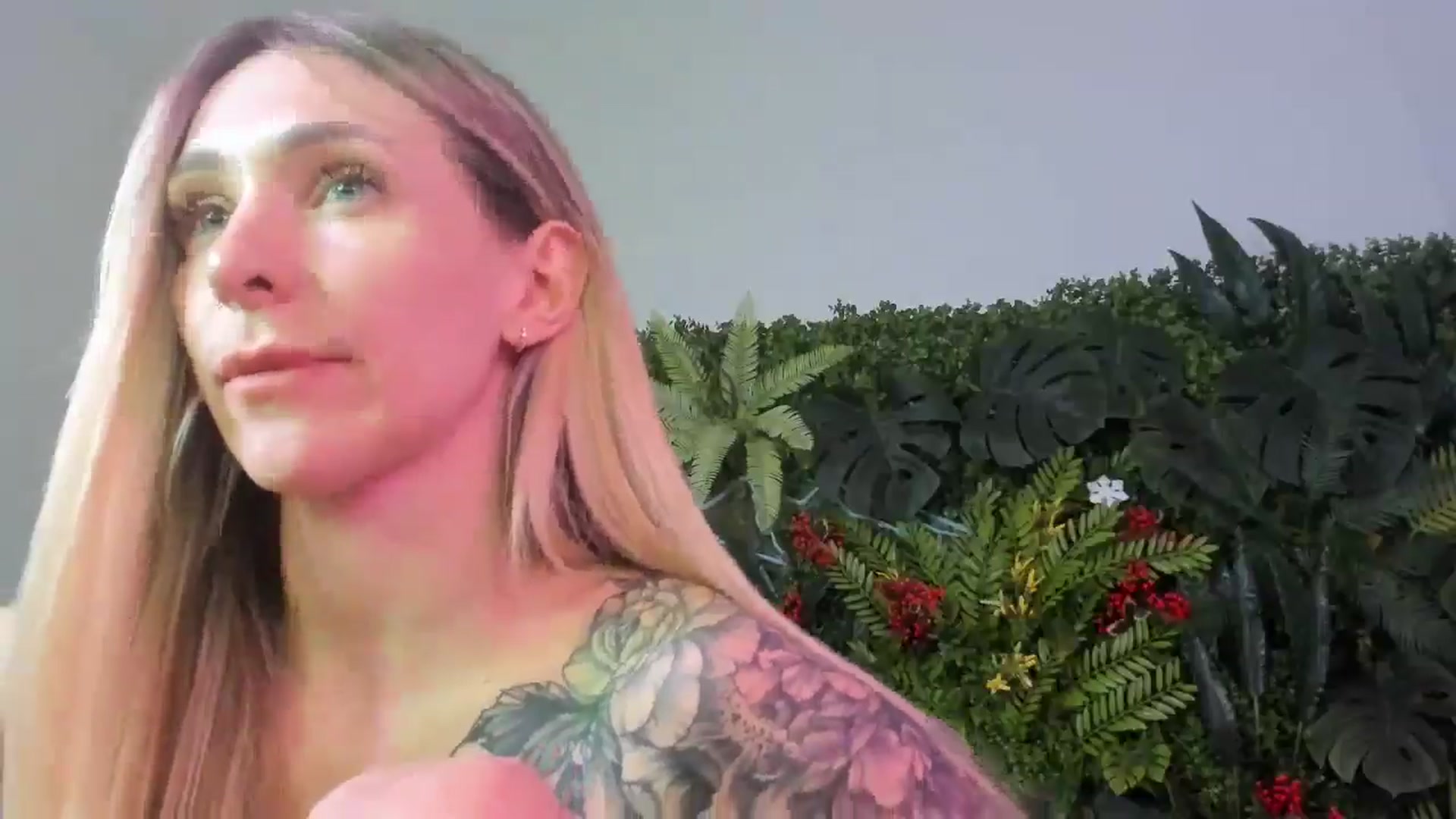 Gallery image thumbnail from Horny_Blond's myfreecams stream on, 09/08/2025, 10:14 image 13 of 20
