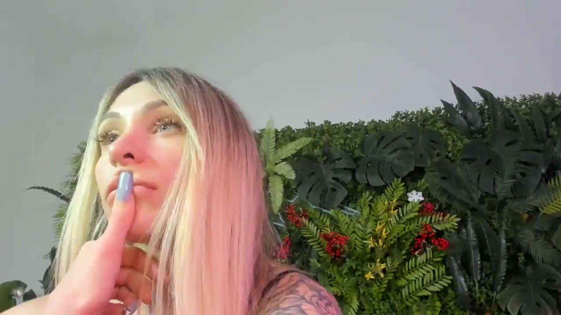 Gallery image thumbnail from Horny_Blond's myfreecams stream on, 09/08/2025, 10:58 image 17 of 20
