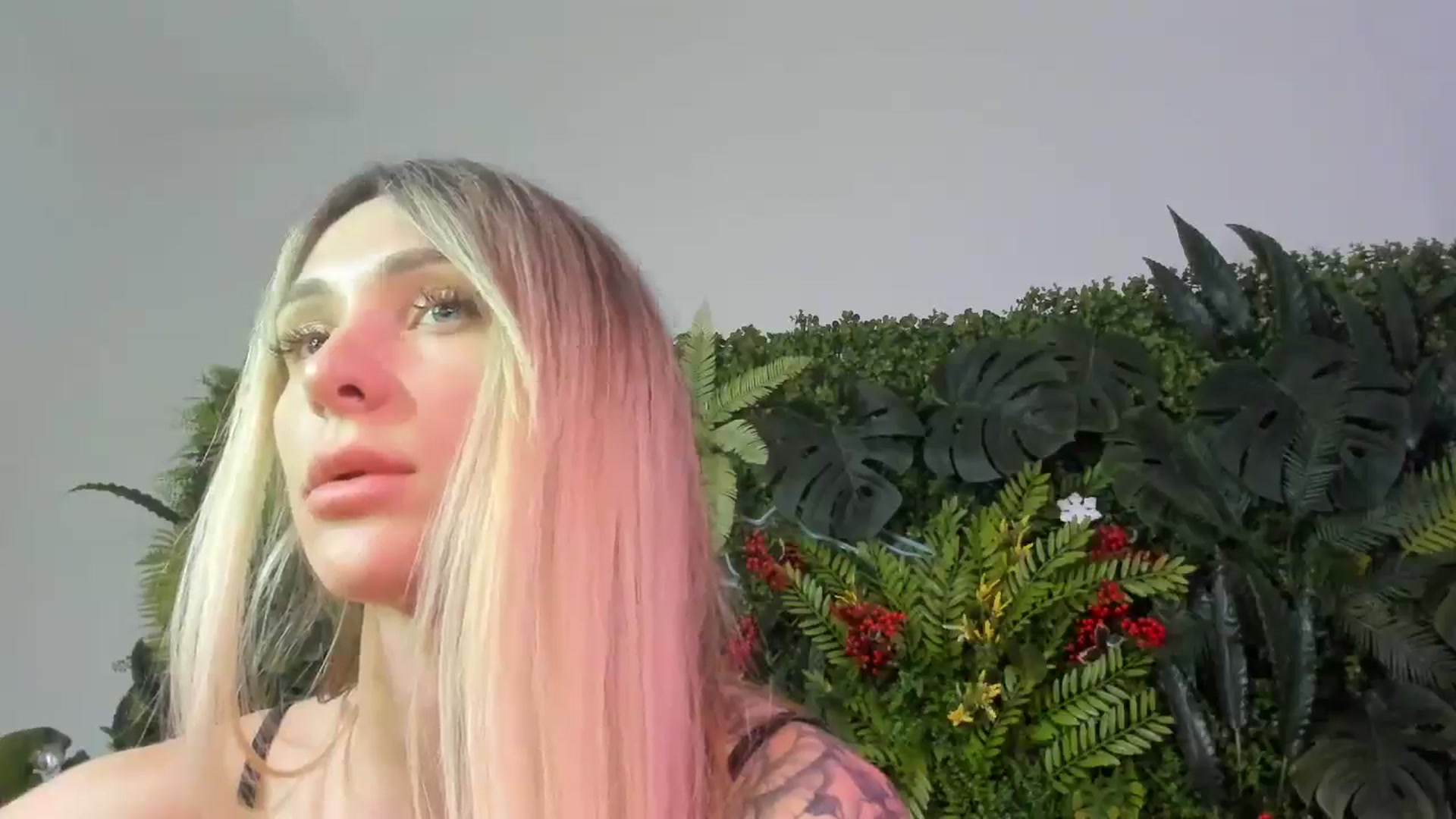 Gallery image thumbnail from Horny_Blond's myfreecams stream on, 09/08/2025, 10:58 image 15 of 20