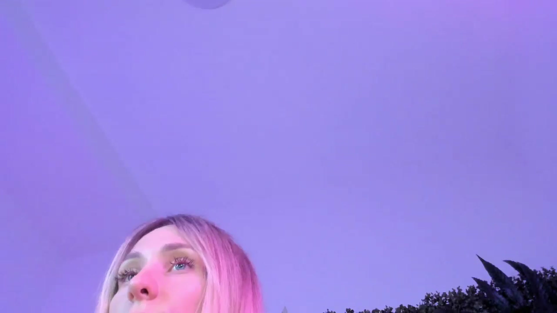 Gallery image thumbnail from Horny_Blond's myfreecams stream on, 09/08/2025, 12:37 image 4 of 20
