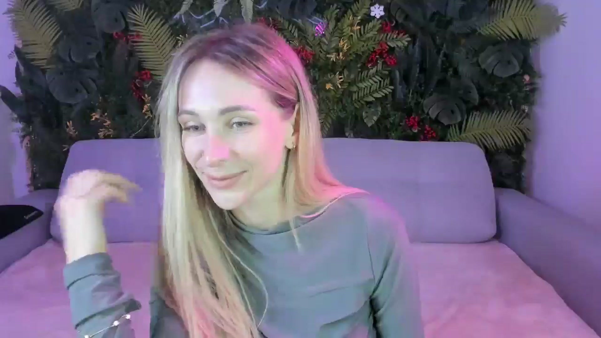 Gallery image thumbnail from Horny_Blond's myfreecams stream on, 09/15/2025, 09:09 image 2 of 20
