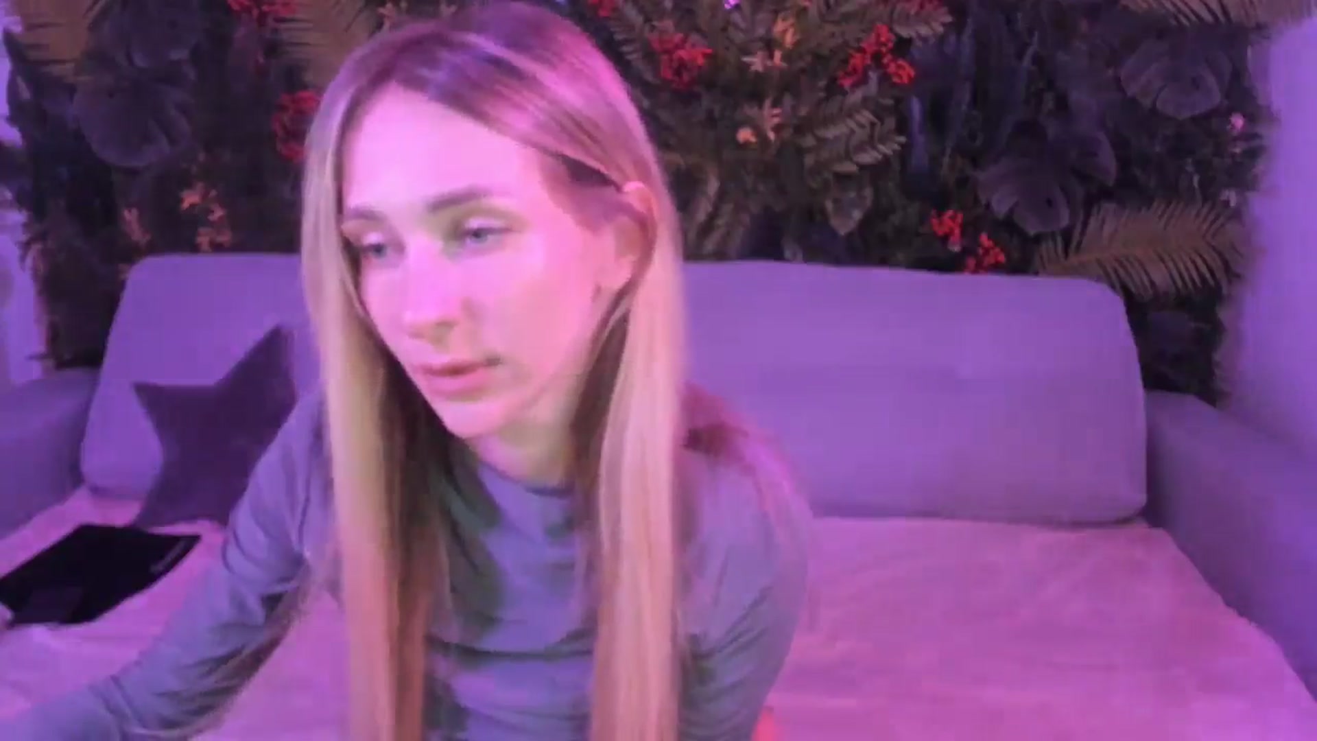 Gallery image thumbnail from Horny_Blond's myfreecams stream on, 09/15/2025, 10:02 image 5 of 20