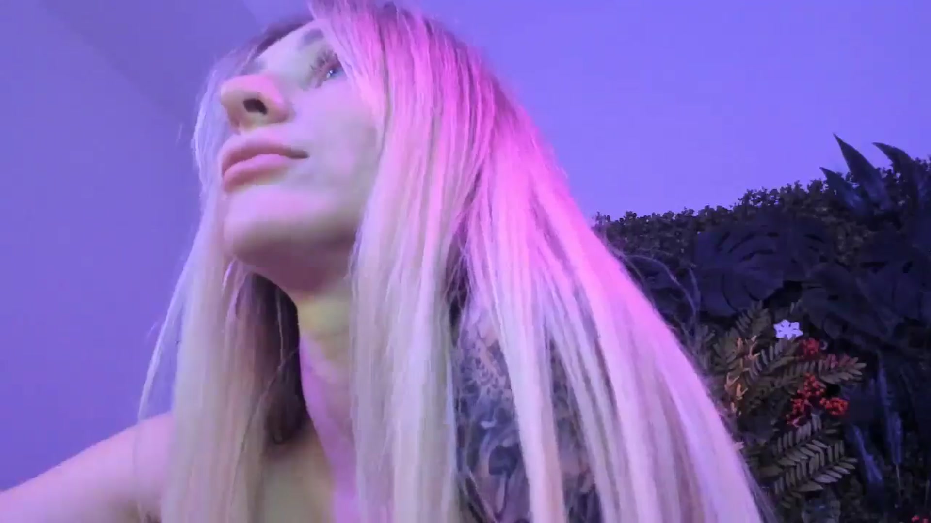 Gallery image thumbnail from Horny_Blond's myfreecams stream on, 09/15/2025, 10:24 image 17 of 20
