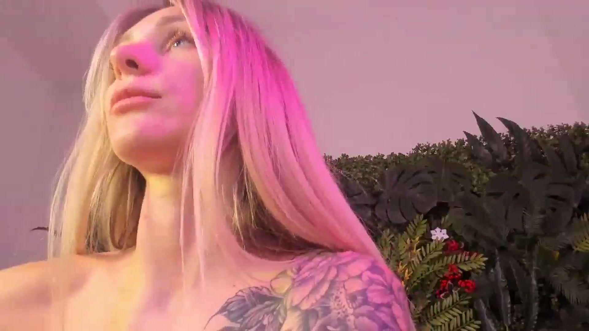 Gallery image thumbnail from Horny_Blond's myfreecams stream on, 09/15/2025, 13:56 image 2 of 20