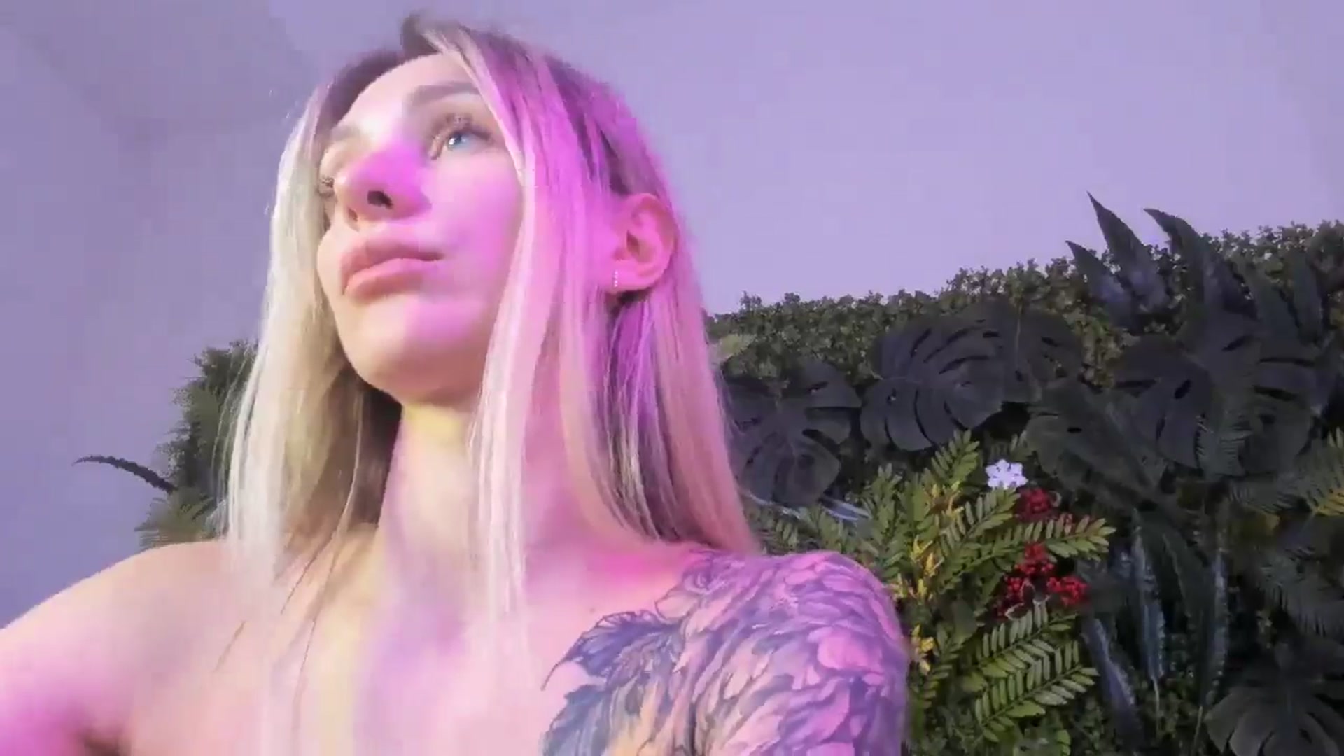 Gallery image thumbnail from Horny_Blond's myfreecams stream on, 09/15/2025, 13:56 image 11 of 20