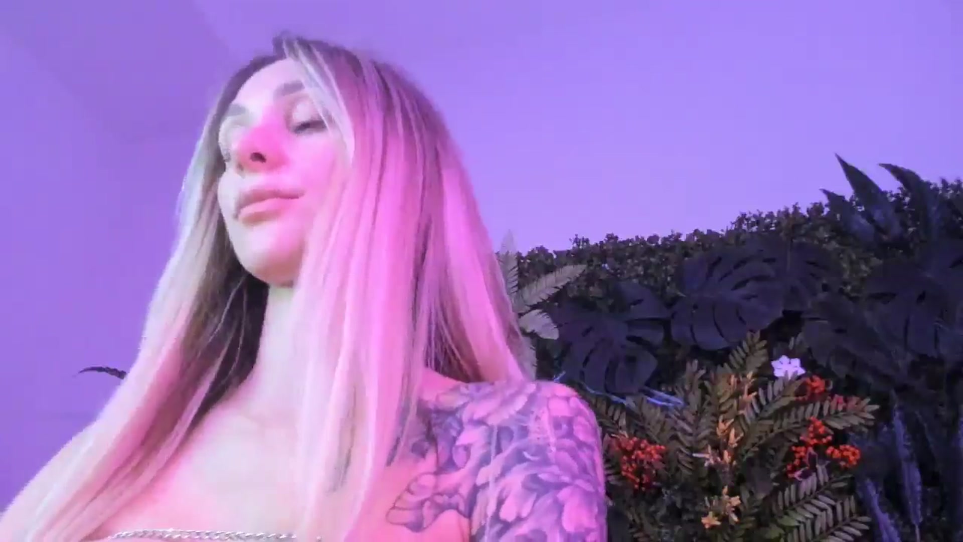 Gallery image thumbnail from Horny_Blond's myfreecams stream on, 09/16/2025, 09:31 image 2 of 20