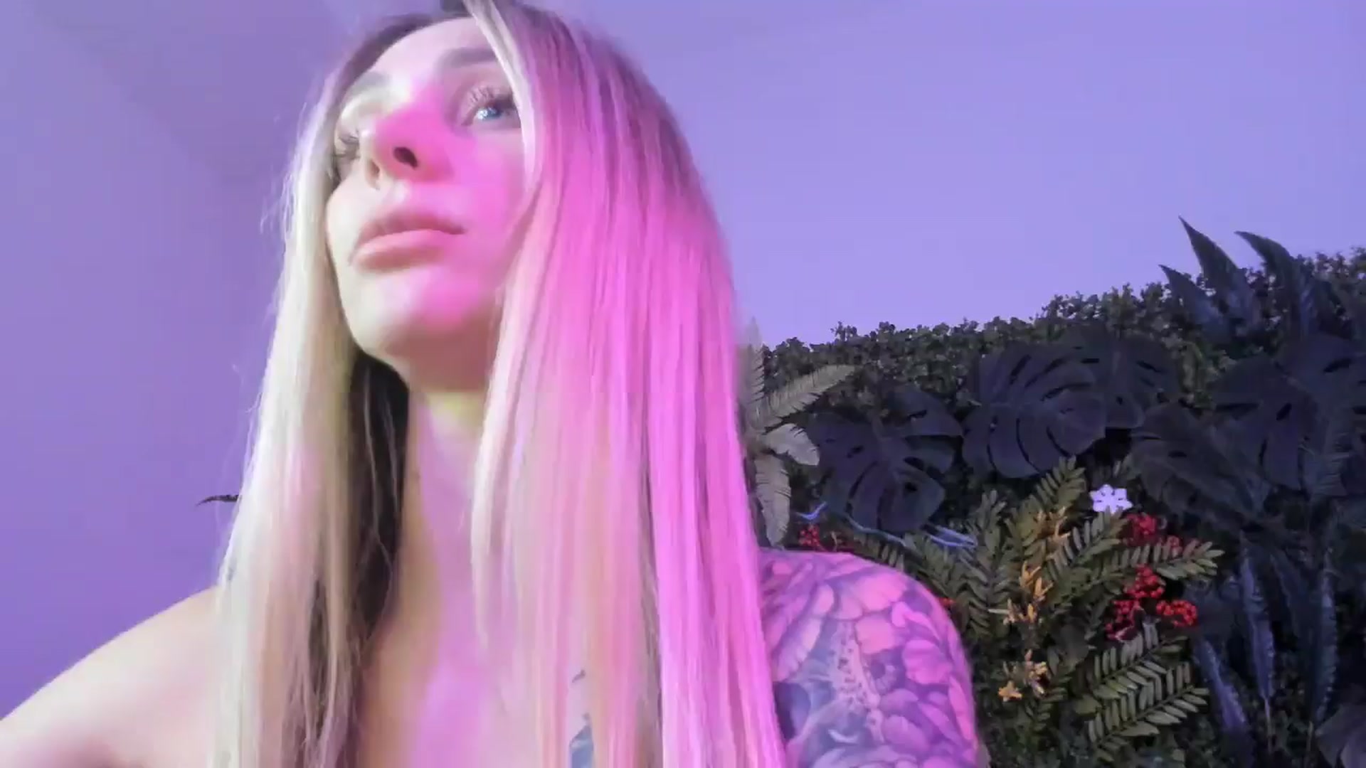 Gallery image thumbnail from Horny_Blond's myfreecams stream on, 09/16/2025, 10:11 image 4 of 20