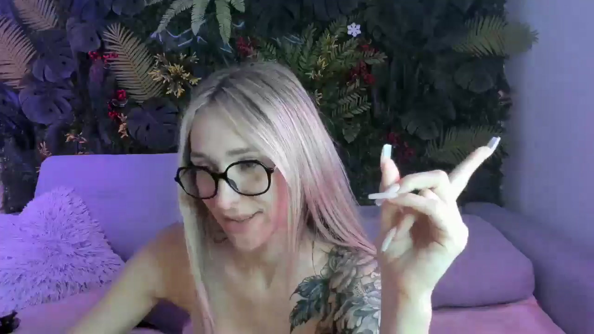 Gallery image thumbnail from Horny_Blond's myfreecams stream on, 09/20/2025, 13:36 image 18 of 20