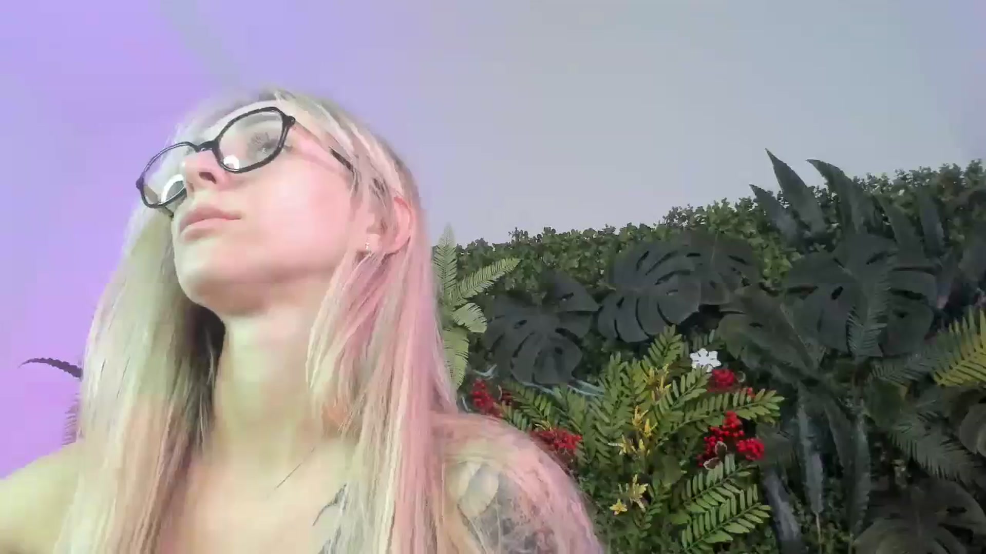 Gallery image thumbnail from Horny_Blond's myfreecams stream on, 09/23/2025, 11:12 image 5 of 20