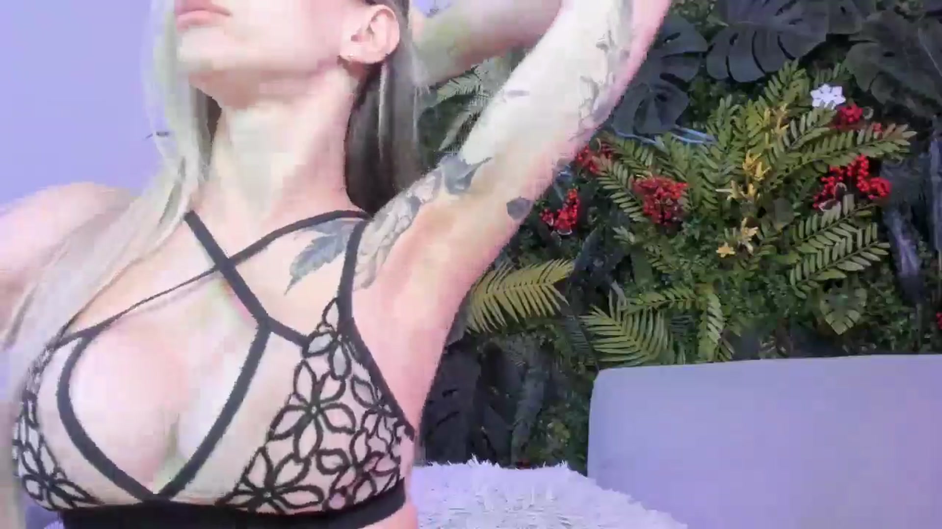 Gallery image thumbnail from Horny_Blond's myfreecams stream on, 09/26/2025, 10:59 image 10 of 20