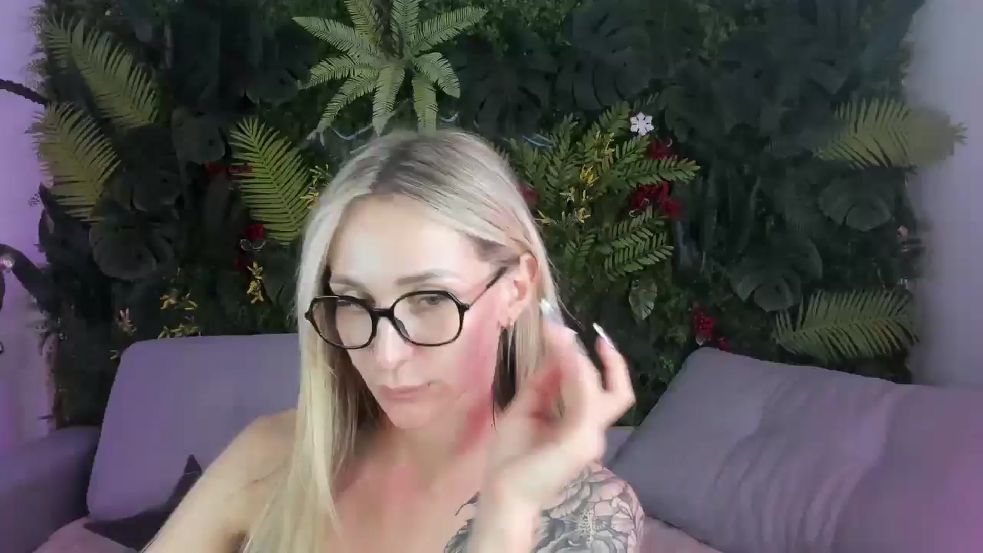 Gallery image thumbnail from Horny_Blond's myfreecams stream on, 09/29/2025, 11:23 image 11 of 20