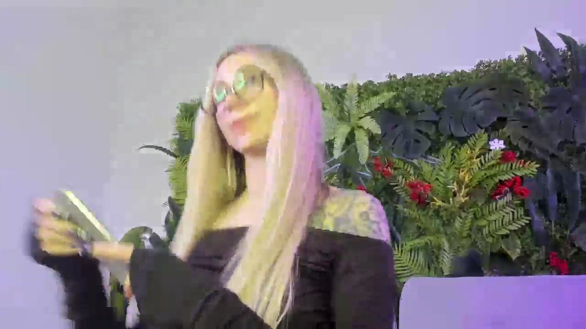 Gallery image thumbnail from Horny_Blond's myfreecams stream on, 10/07/2025, 09:00 image 8 of 20