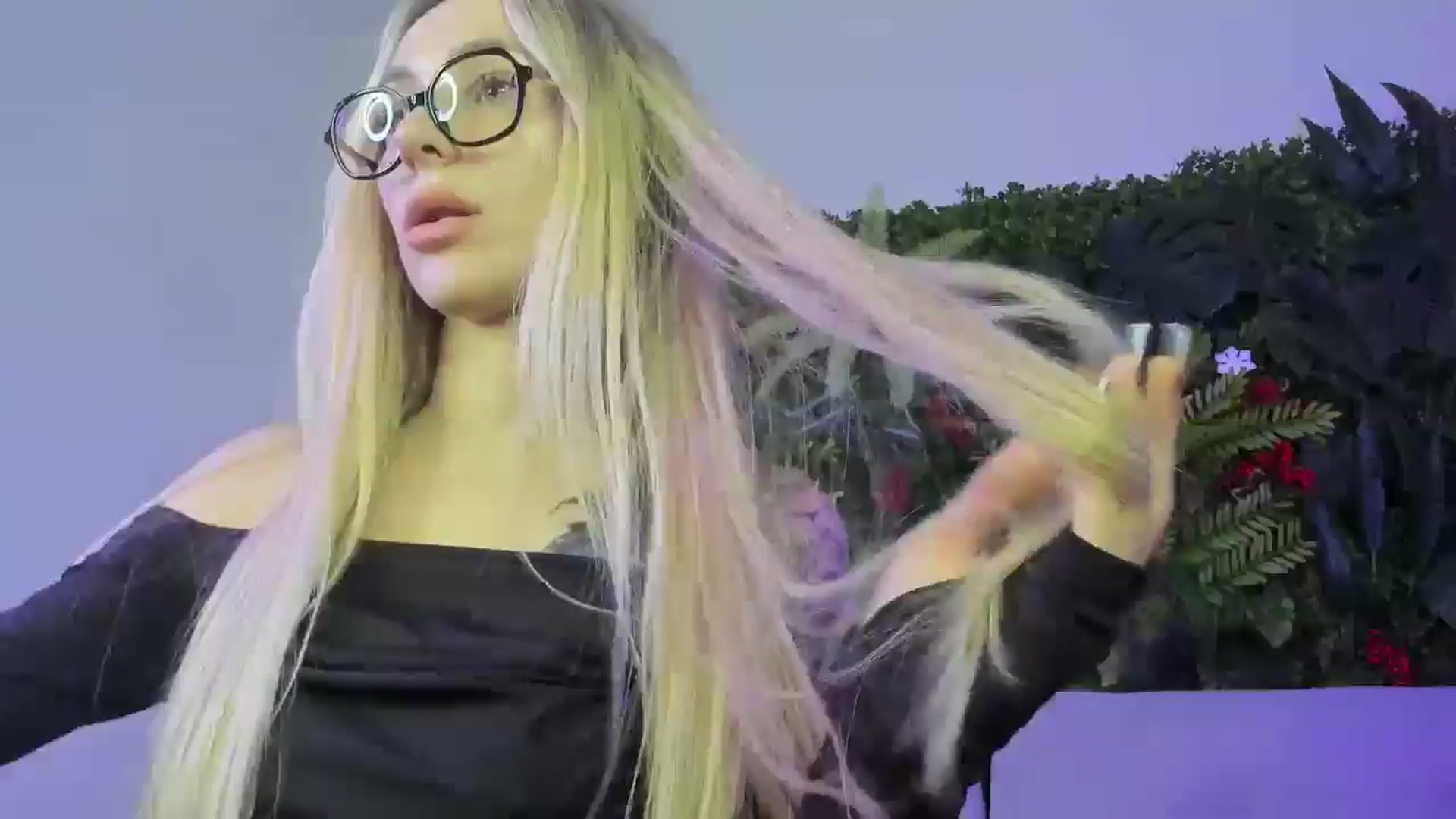 Gallery image thumbnail from Horny_Blond's myfreecams stream on, 10/07/2025, 09:00 image 7 of 20