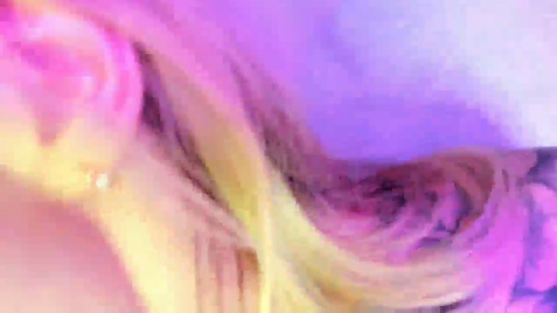 Gallery image thumbnail from Horny_Blond's myfreecams stream on, 10/10/2025, 09:39 image 18 of 20