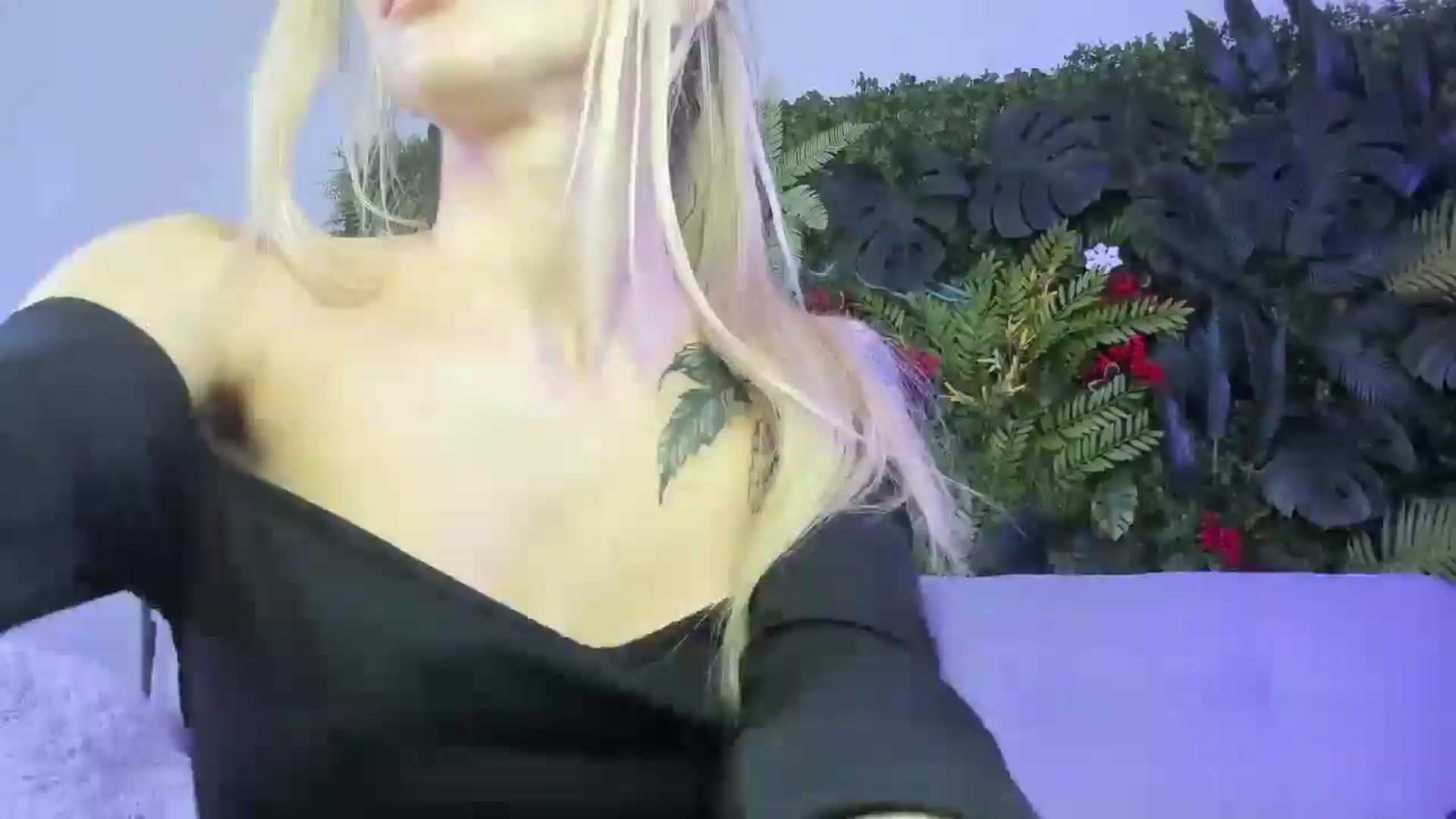 Gallery image thumbnail from Horny_Blond's myfreecams stream on, 10/13/2025, 10:40 image 13 of 20