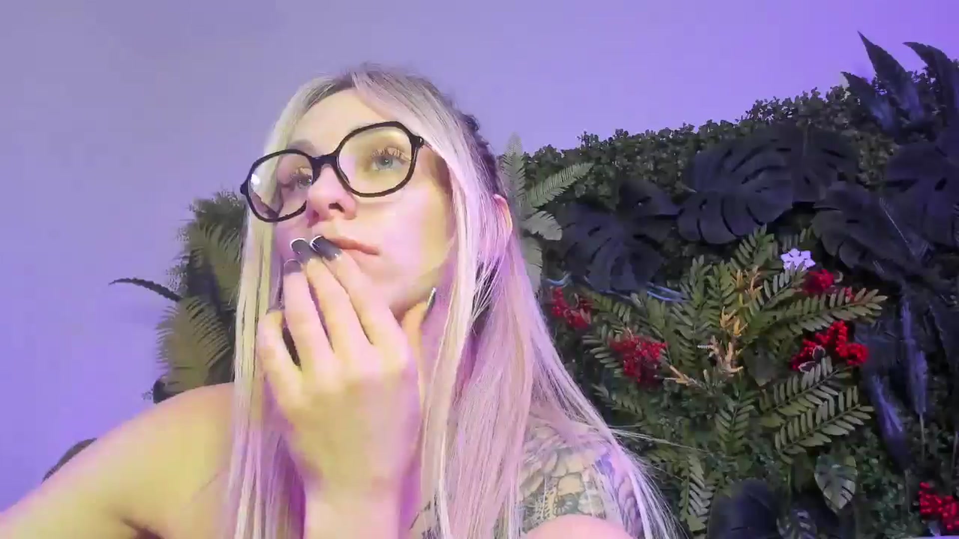 Gallery image thumbnail from Horny_Blond's myfreecams stream on, 10/13/2025, 12:19 image 15 of 20