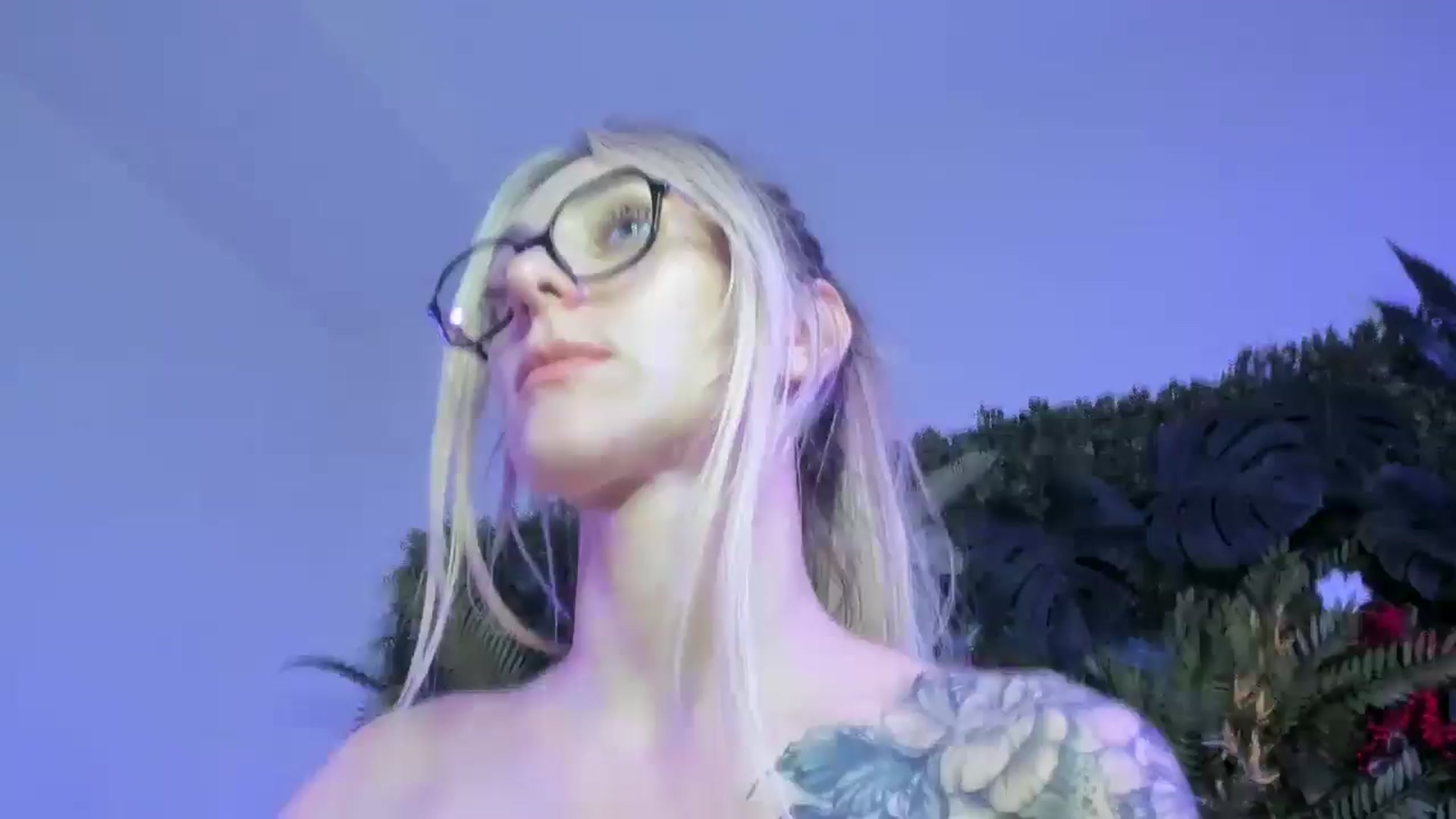 Gallery image thumbnail from Horny_Blond's myfreecams stream on, 10/13/2025, 13:07 image 1 of 20