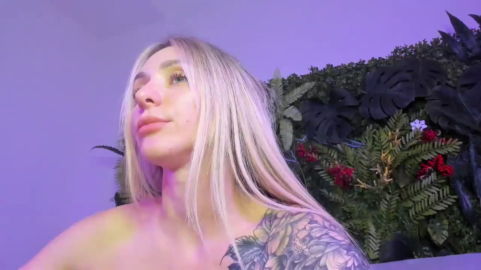 Gallery image thumbnail from Horny_Blond's myfreecams stream on, 10/18/2025, 12:33 image 9 of 20