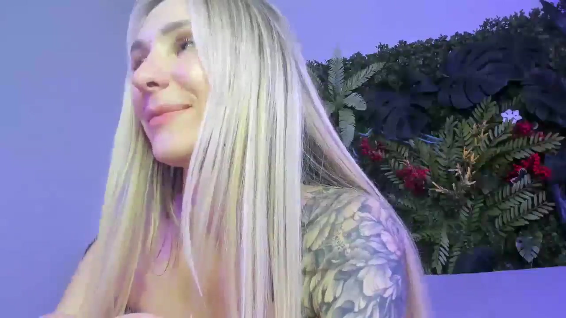 Gallery image thumbnail from Horny_Blond's myfreecams stream on, 10/19/2025, 12:11 image 5 of 20