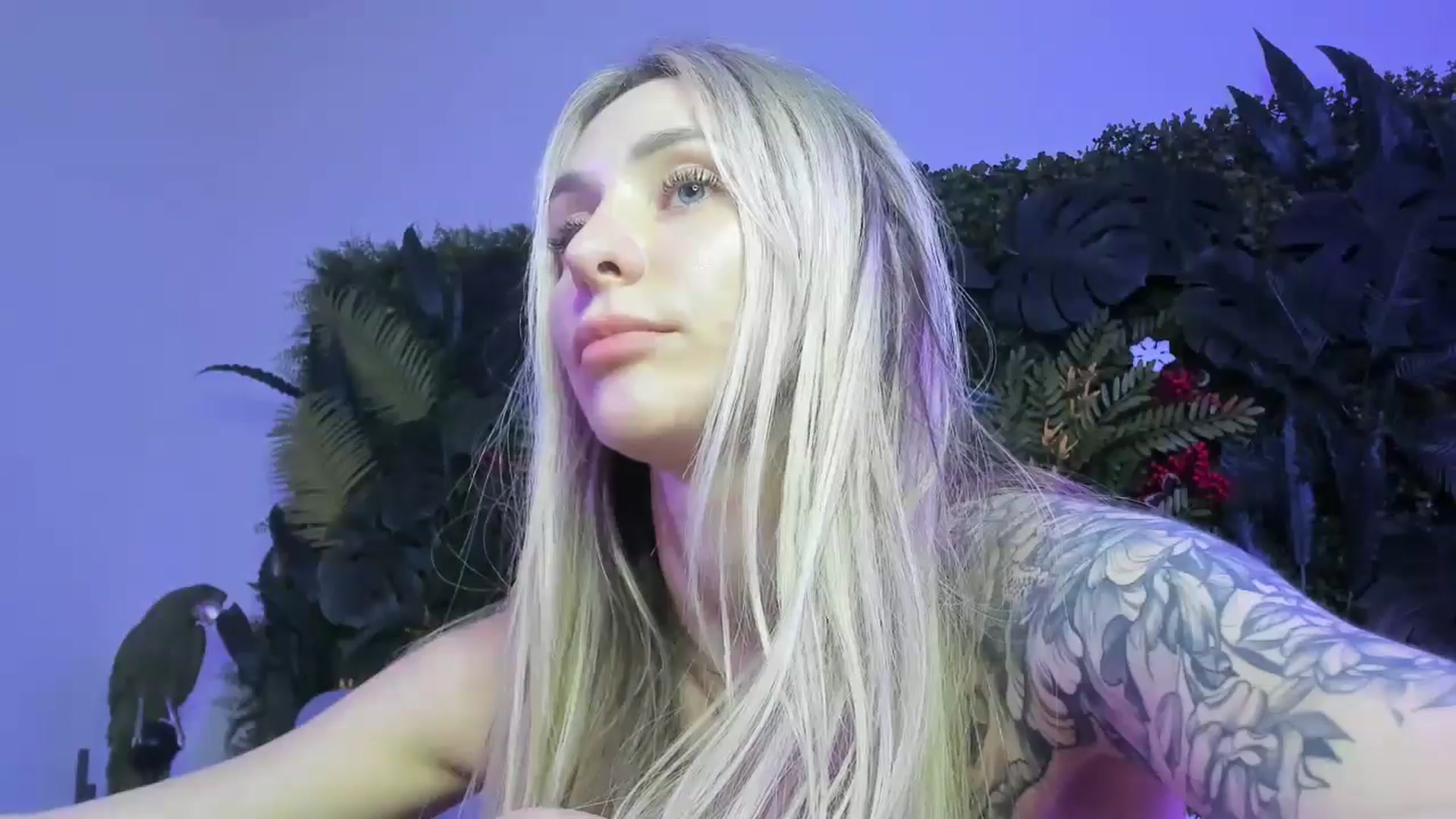 Gallery image thumbnail from Horny_Blond's myfreecams stream on, 10/19/2025, 12:47 image 3 of 20