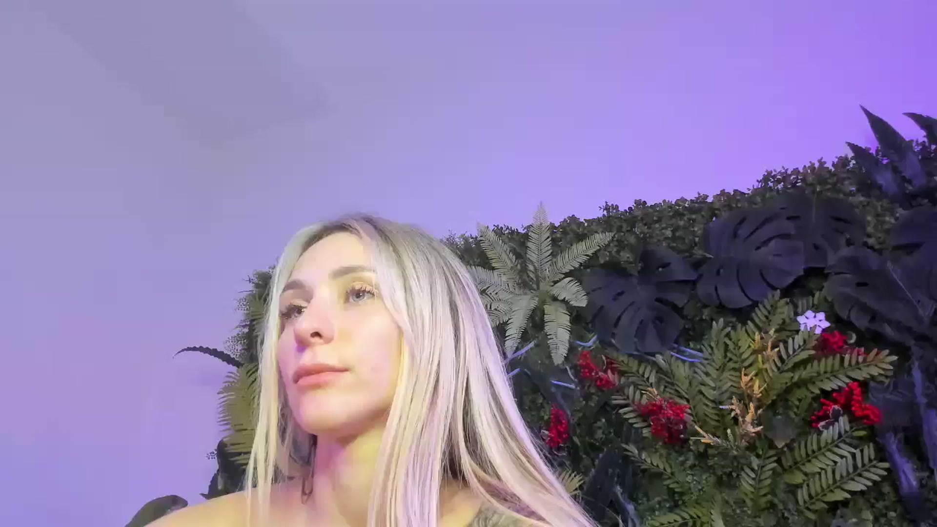 Gallery image thumbnail from Horny_Blond's myfreecams stream on, 10/19/2025, 13:57 image 11 of 20