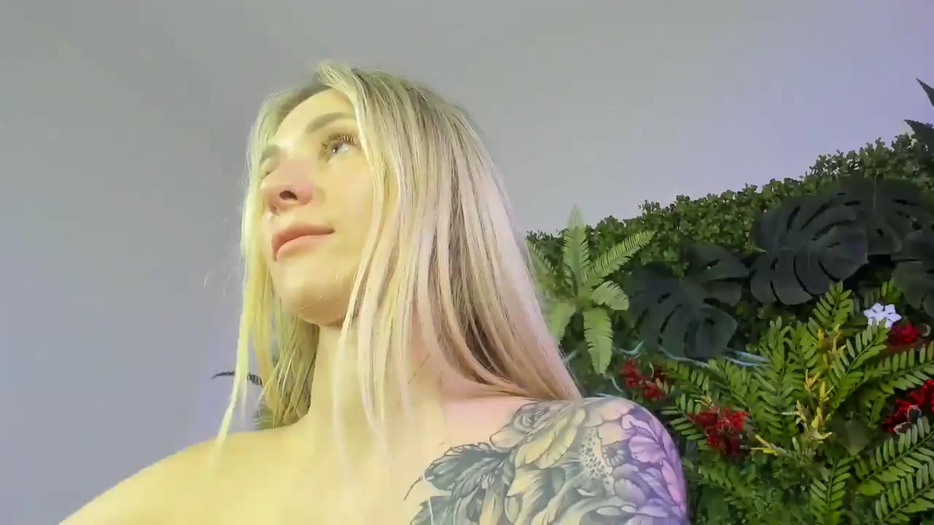 Gallery image thumbnail from Horny_Blond's myfreecams stream on, 10/24/2025, 12:02 image 17 of 20