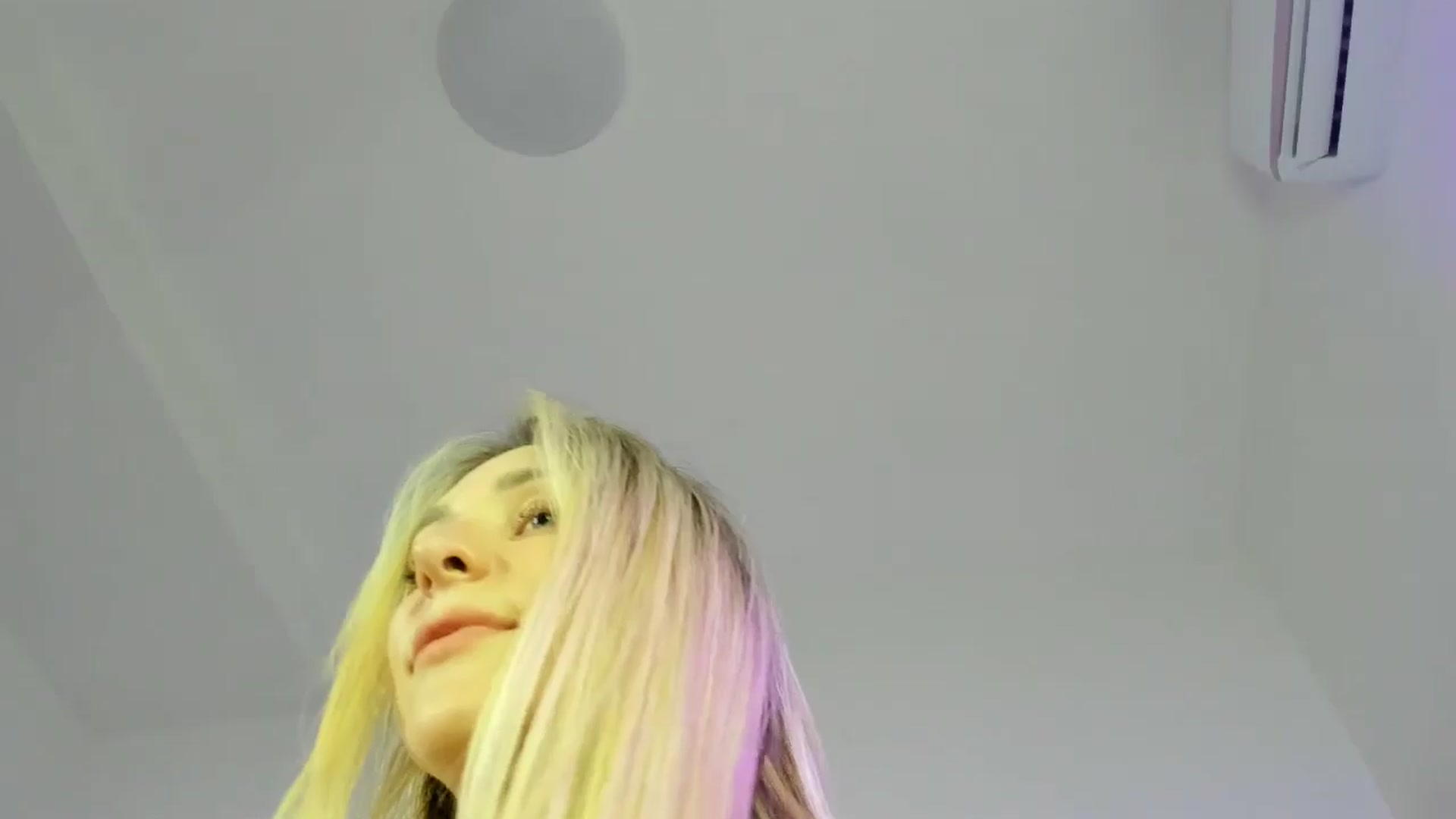Gallery image thumbnail from Horny_Blond's myfreecams stream on, 10/26/2025, 13:30 image 10 of 20