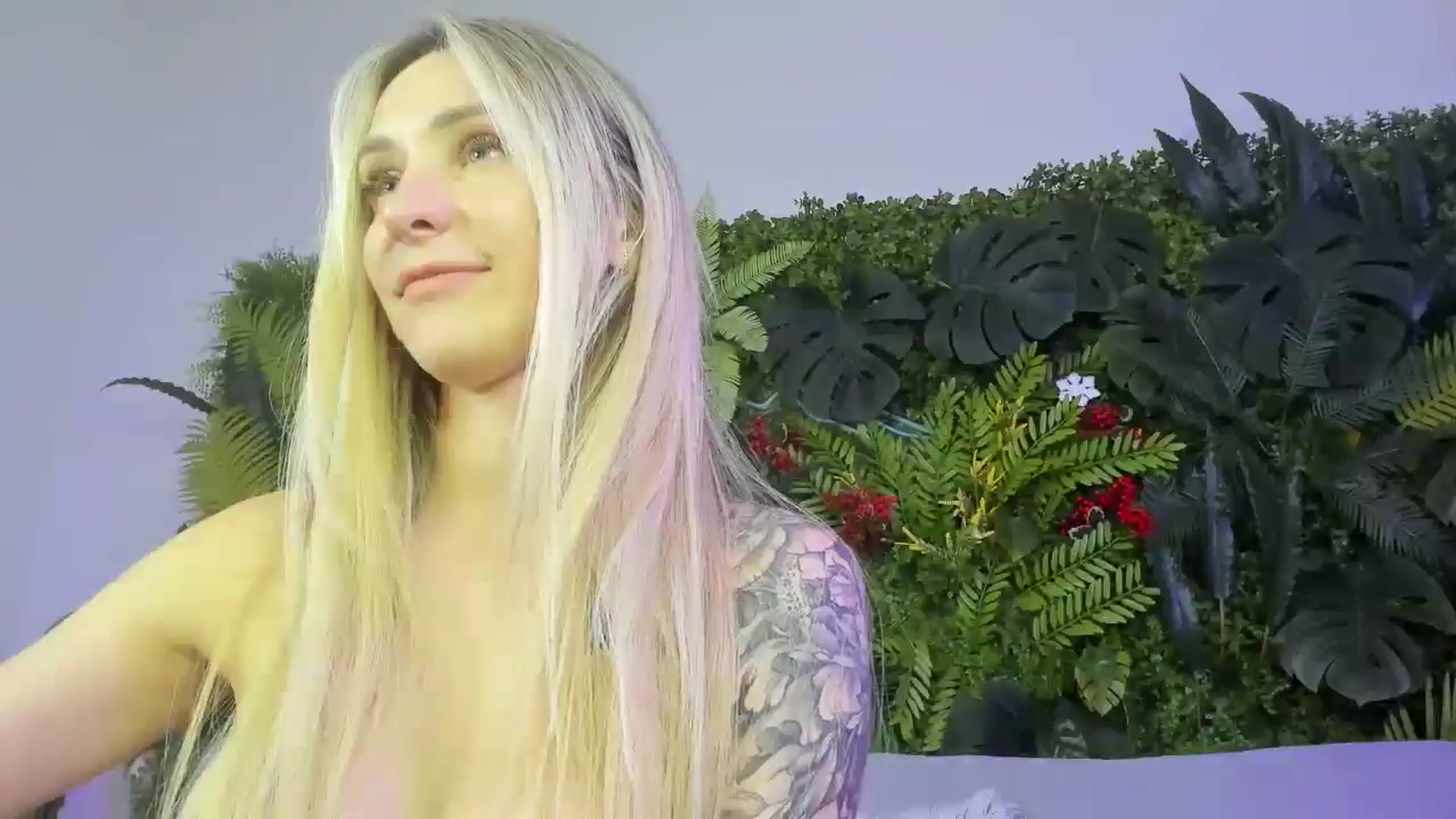 Gallery image thumbnail from Horny_Blond's myfreecams stream on, 10/26/2025, 13:30 image 5 of 20