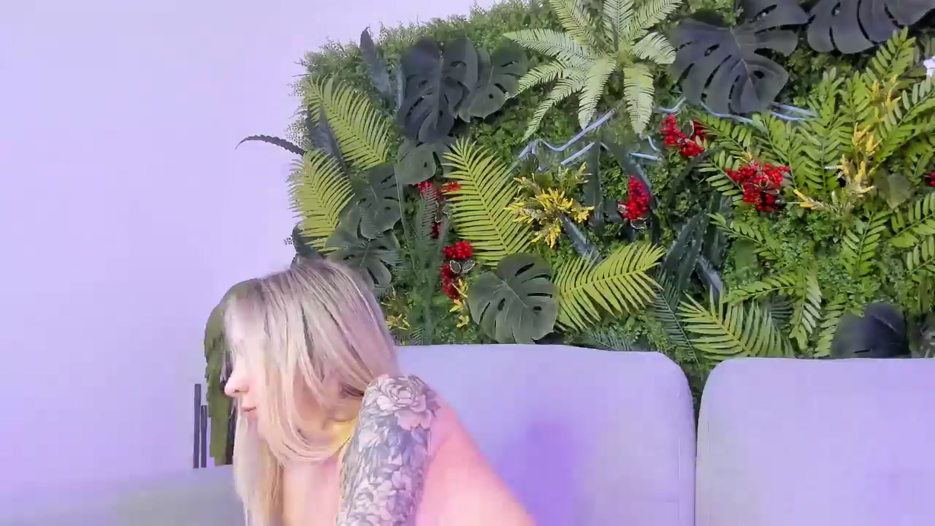 Gallery image thumbnail from Horny_Blond's myfreecams stream on, 10/26/2025, 13:48 image 2 of 20