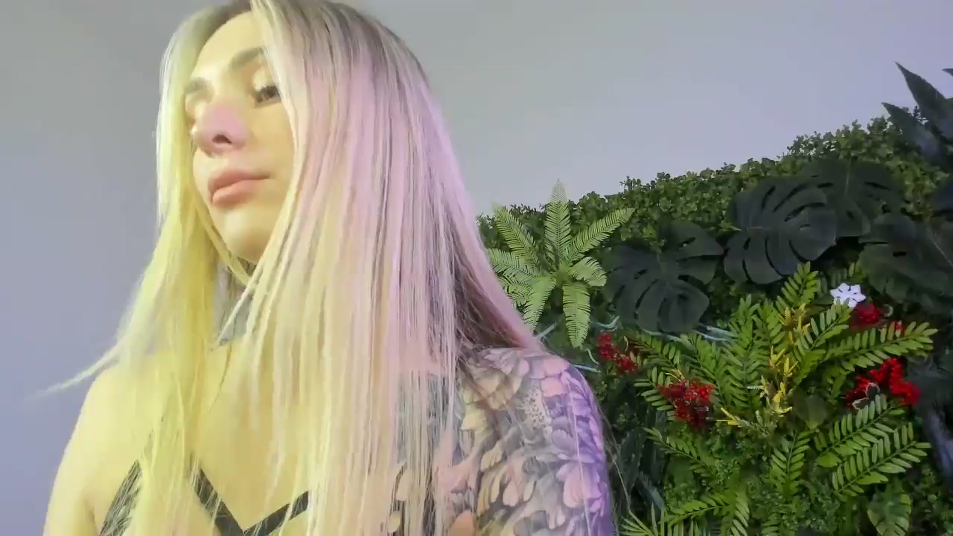 Gallery image thumbnail from Horny_Blond's myfreecams stream on, 10/27/2025, 09:44 image 18 of 20