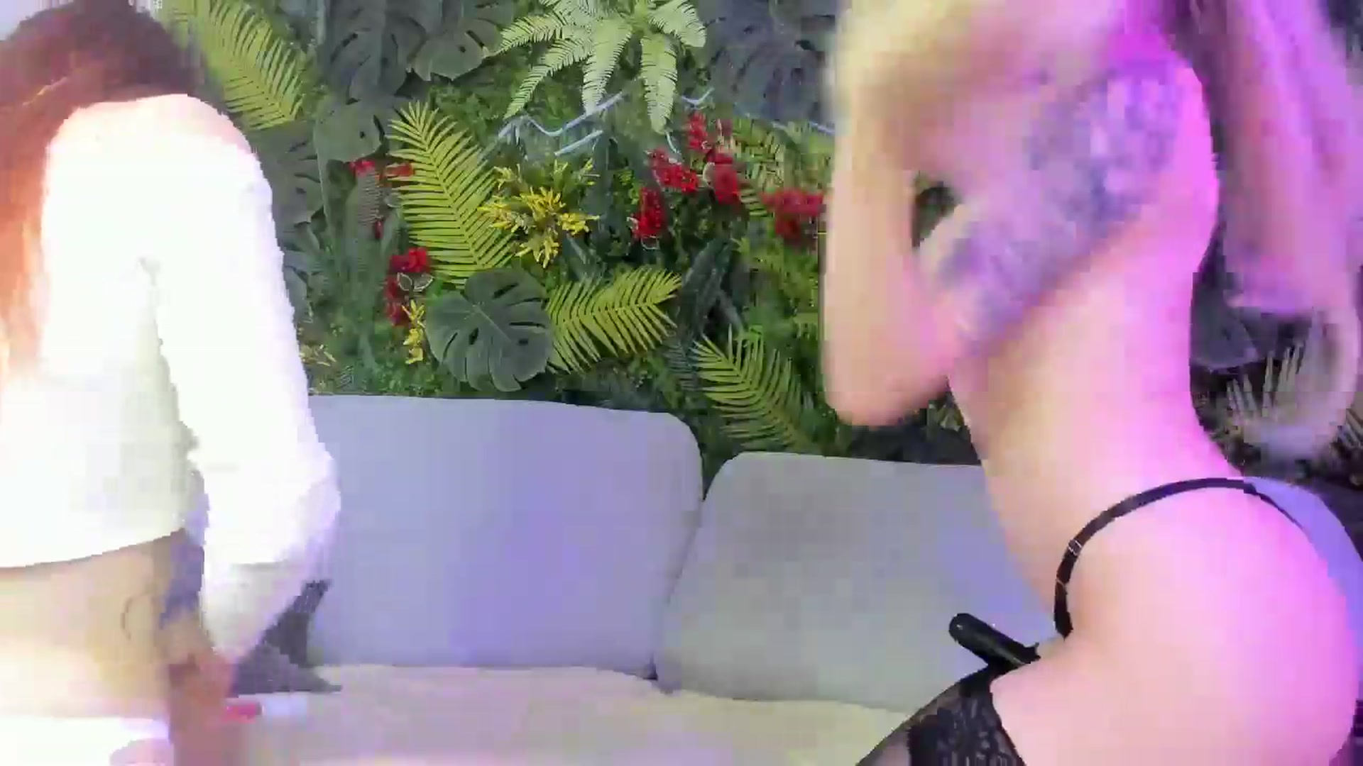 Gallery image thumbnail from Horny_Blond's myfreecams stream on, 10/27/2025, 13:46 image 14 of 20