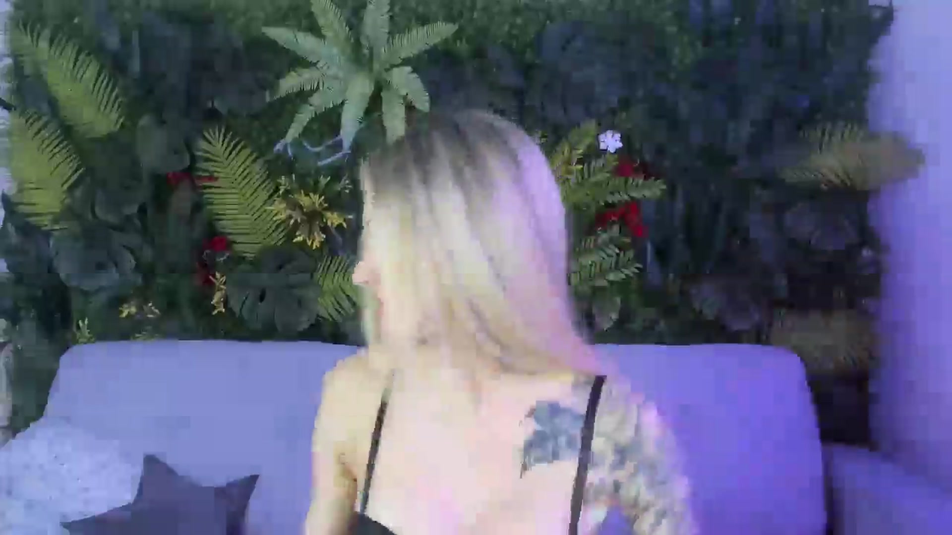 Gallery image thumbnail from Horny_Blond's myfreecams stream on, 11/01/2025, 09:43 image 20 of 20