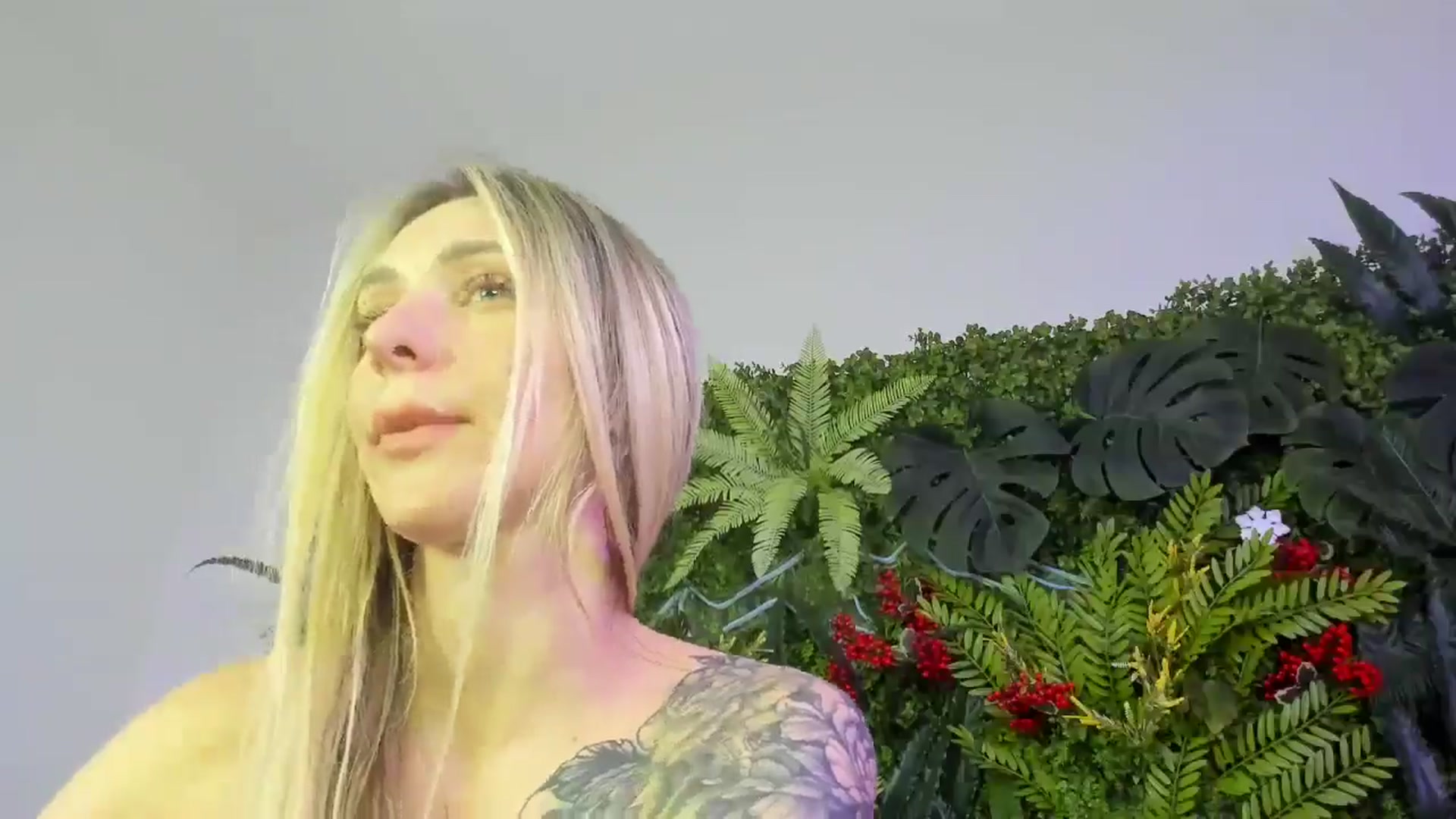 Gallery image thumbnail from Horny_Blond's myfreecams stream on, 11/01/2025, 12:21 image 20 of 20