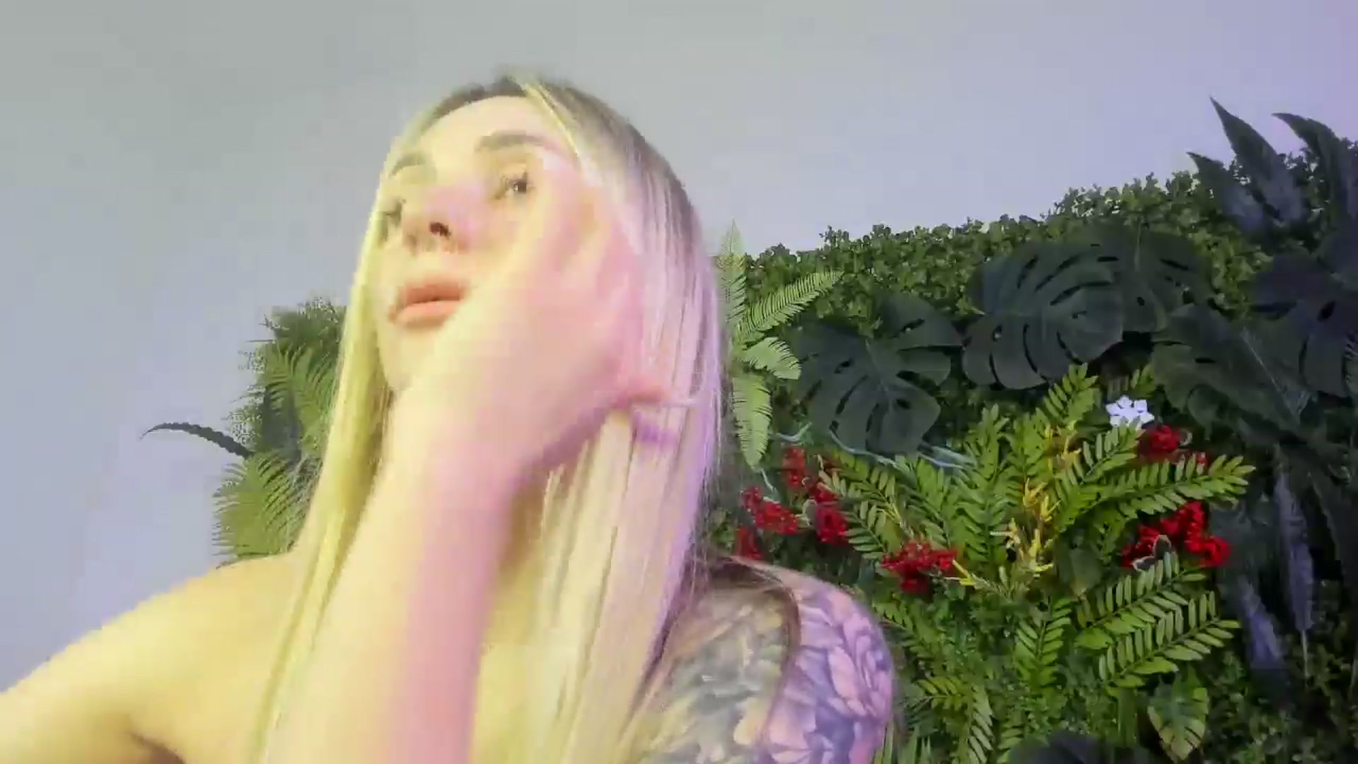 Gallery image thumbnail from Horny_Blond's myfreecams stream on, 11/01/2025, 13:22 image 19 of 20