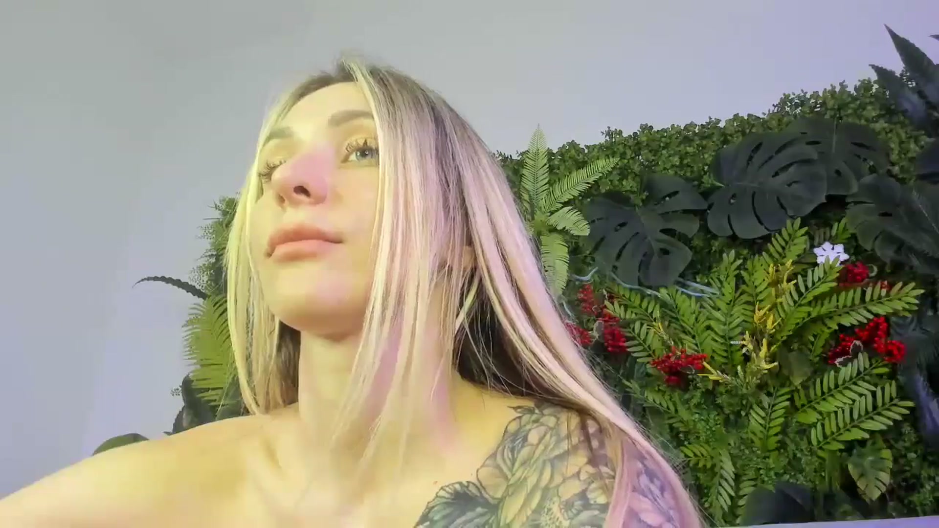 Gallery image thumbnail from Horny_Blond's myfreecams stream on, 11/01/2025, 13:22 image 13 of 20