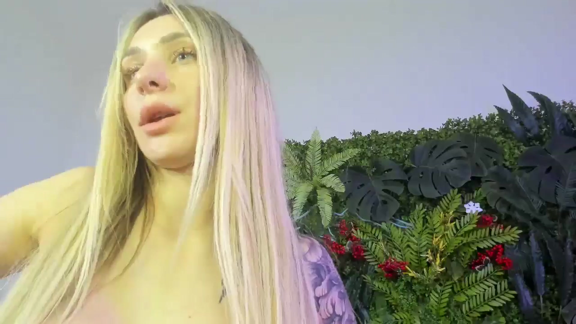 Gallery image thumbnail from Horny_Blond's myfreecams stream on, 11/01/2025, 14:03 image 8 of 20