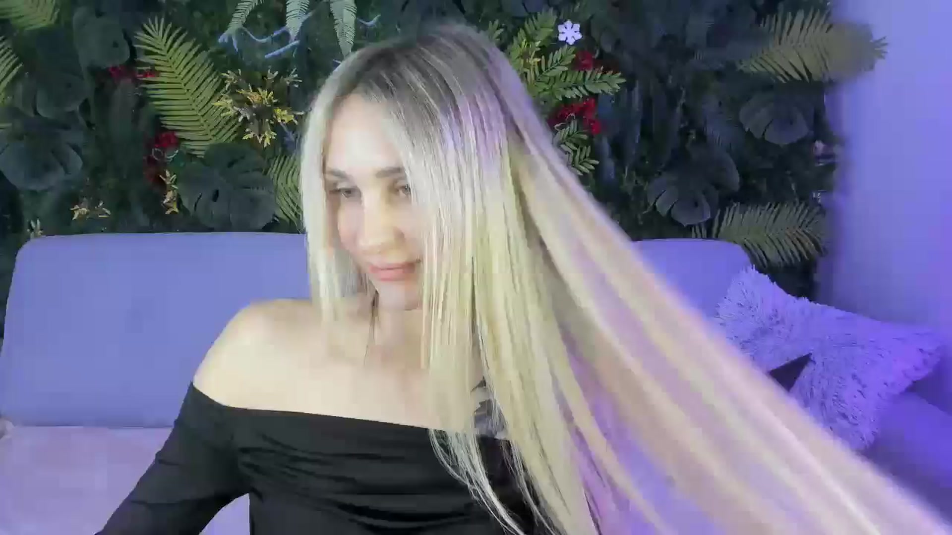 Gallery image thumbnail from Horny_Blond's myfreecams stream on, 11/02/2025, 09:41 image 3 of 20
