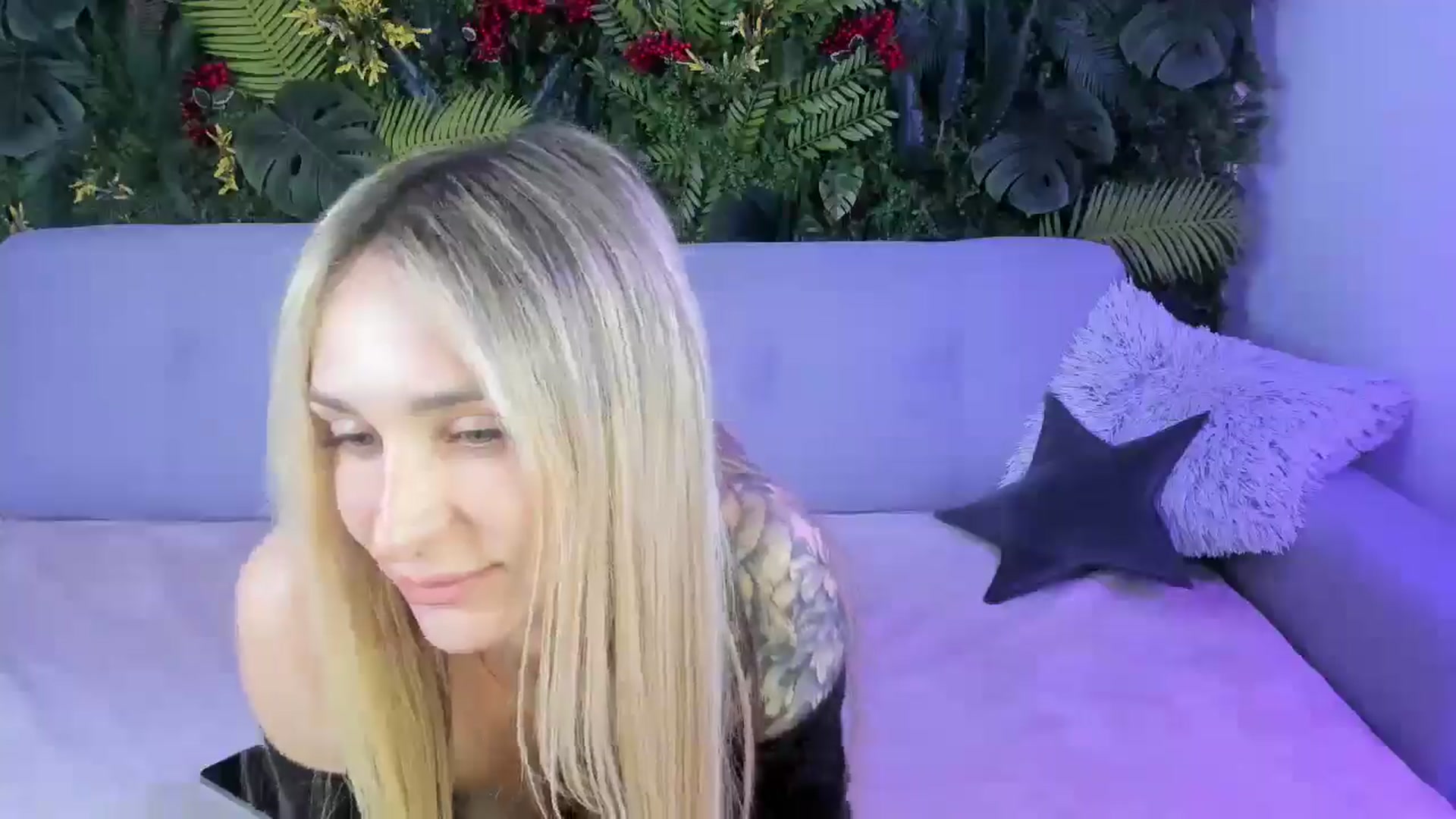 Gallery image thumbnail from Horny_Blond's myfreecams stream on, 11/02/2025, 09:41 image 14 of 20