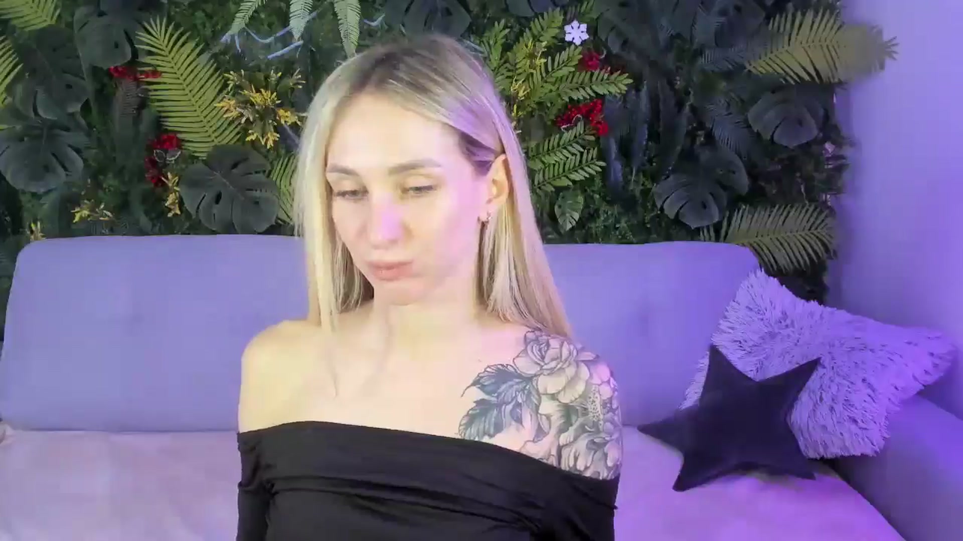 Gallery image thumbnail from Horny_Blond's myfreecams stream on, 11/02/2025, 09:41 image 10 of 20