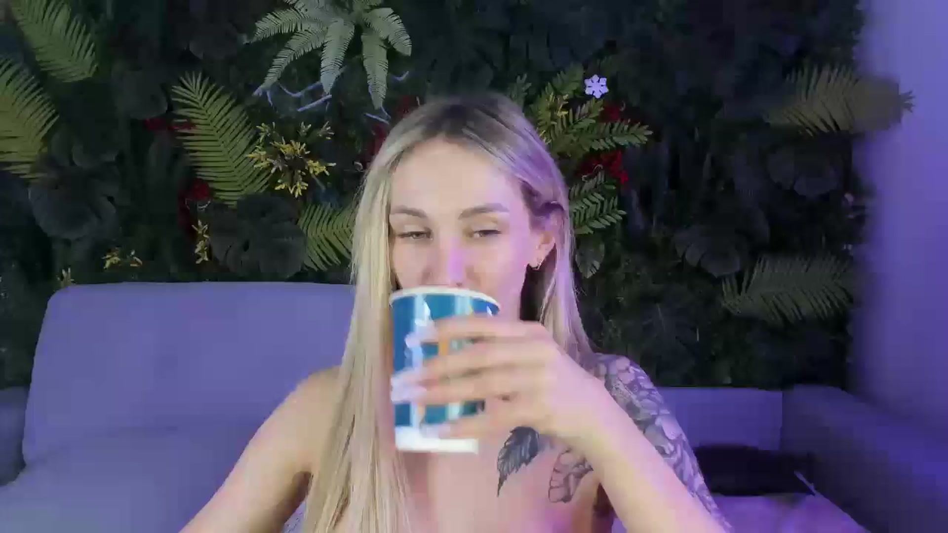 Gallery image thumbnail from Horny_Blond's myfreecams stream on, 11/02/2025, 11:19 image 1 of 20