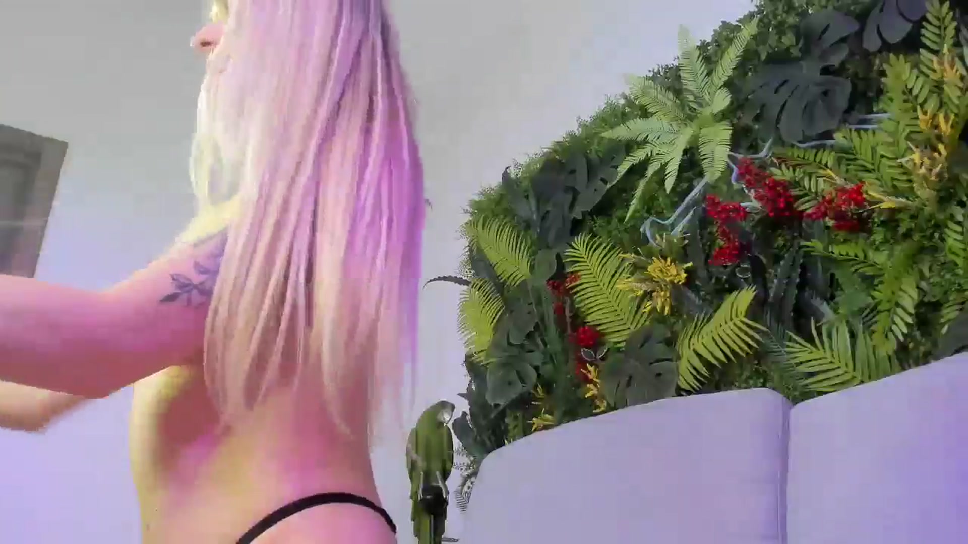 Gallery image thumbnail from Horny_Blond's myfreecams stream on, 11/02/2025, 13:09 image 17 of 20