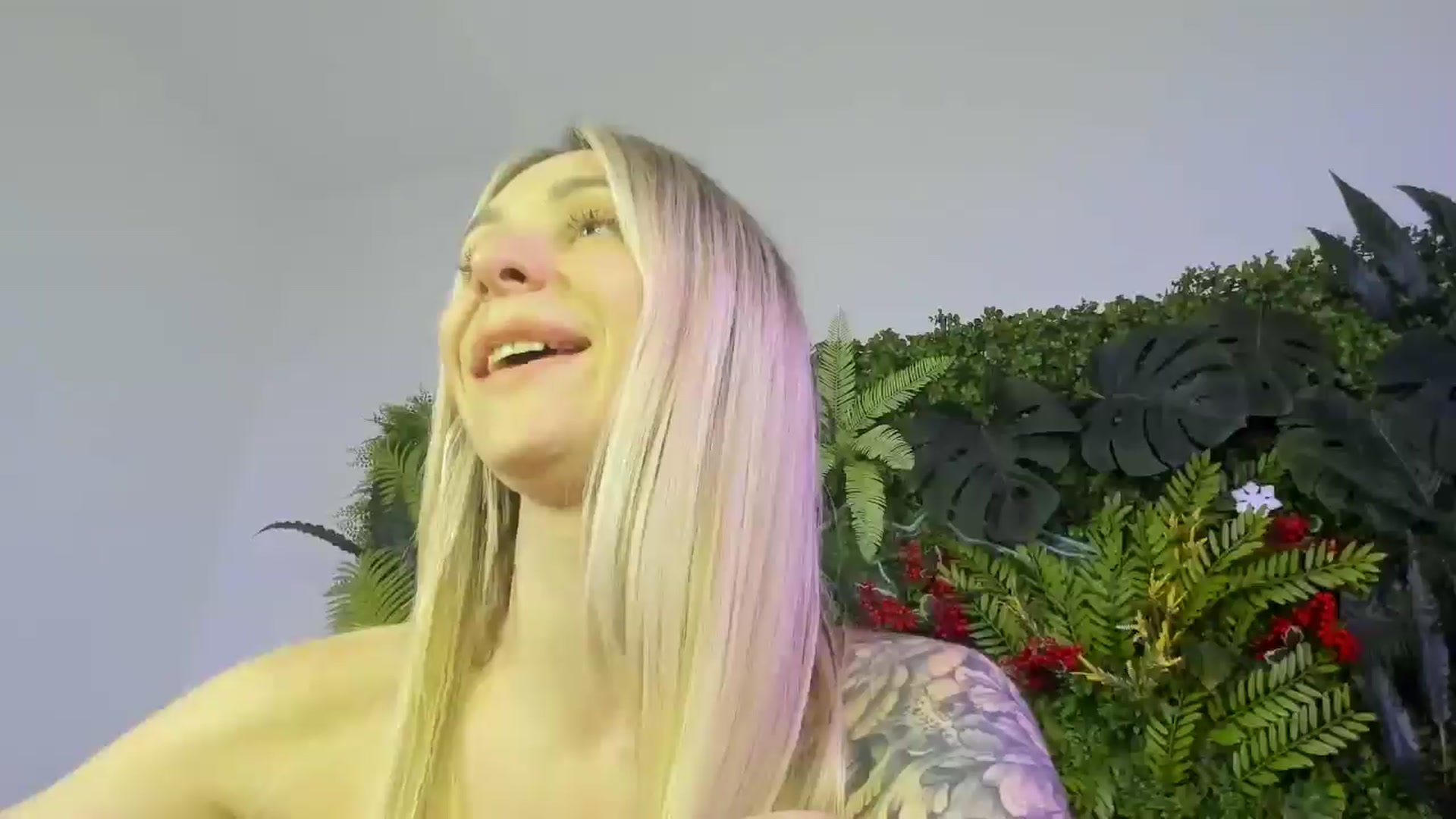 Gallery image thumbnail from Horny_Blond's myfreecams stream on, 11/02/2025, 14:35 image 8 of 20