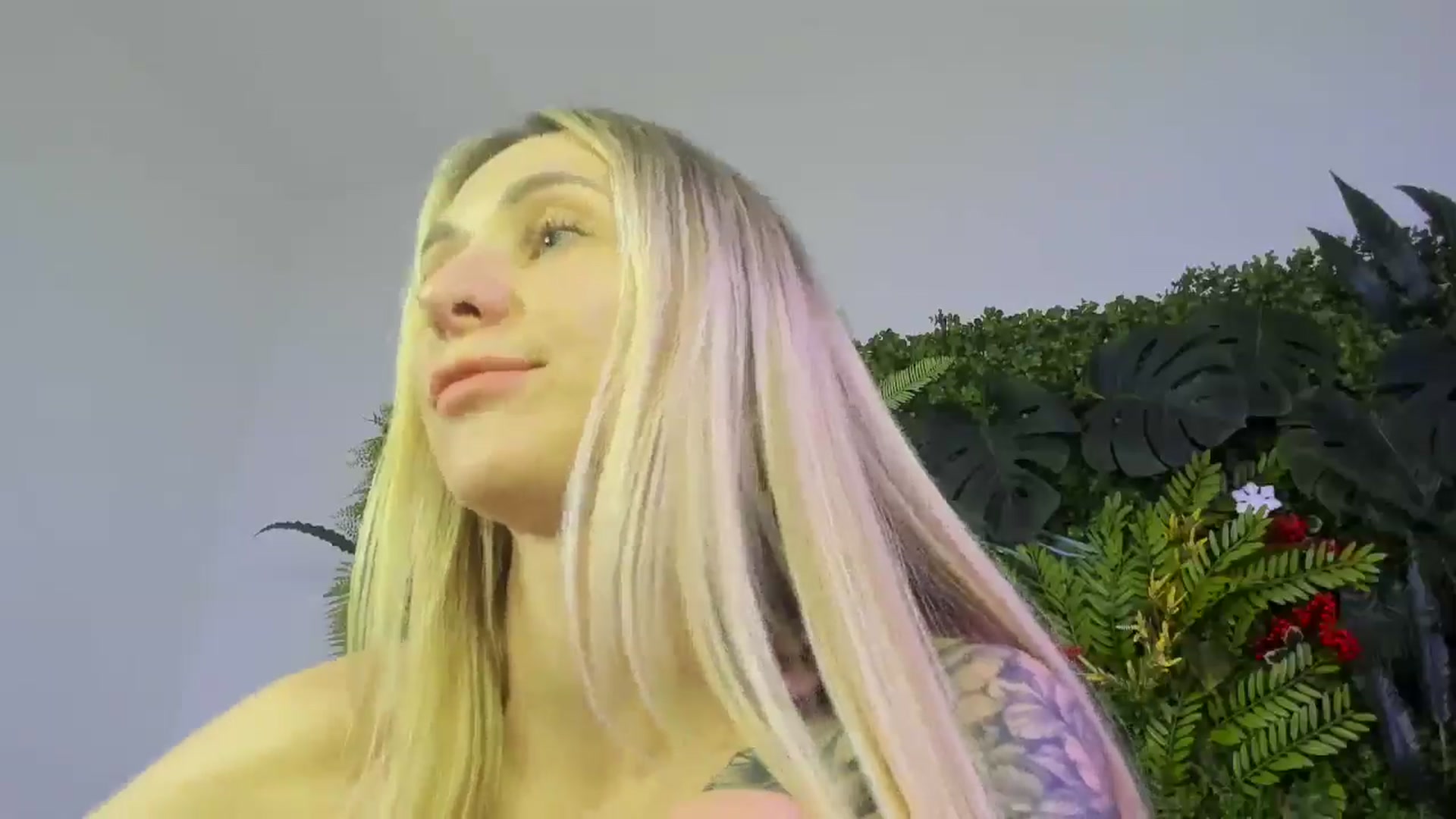 Gallery image thumbnail from Horny_Blond's myfreecams stream on, 11/02/2025, 14:35 image 11 of 20