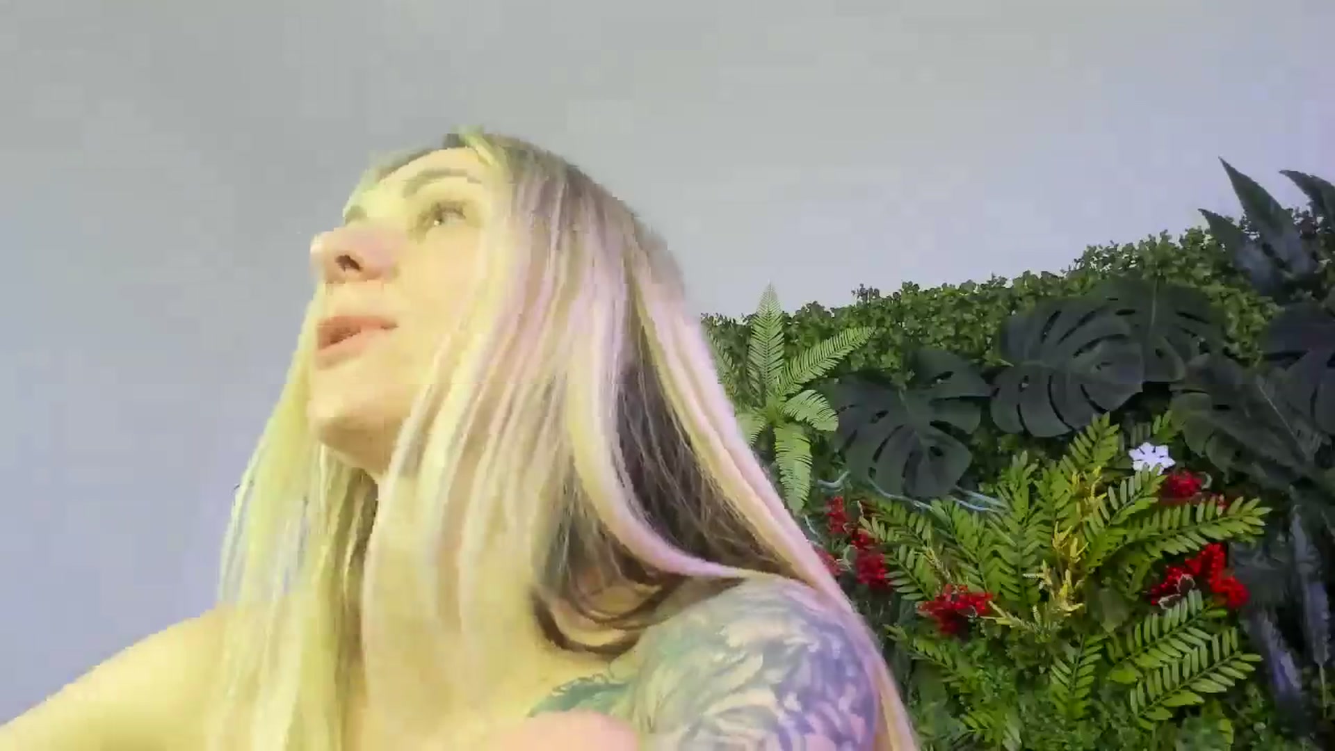 Gallery image thumbnail from Horny_Blond's myfreecams stream on, 11/02/2025, 14:35 image 14 of 20