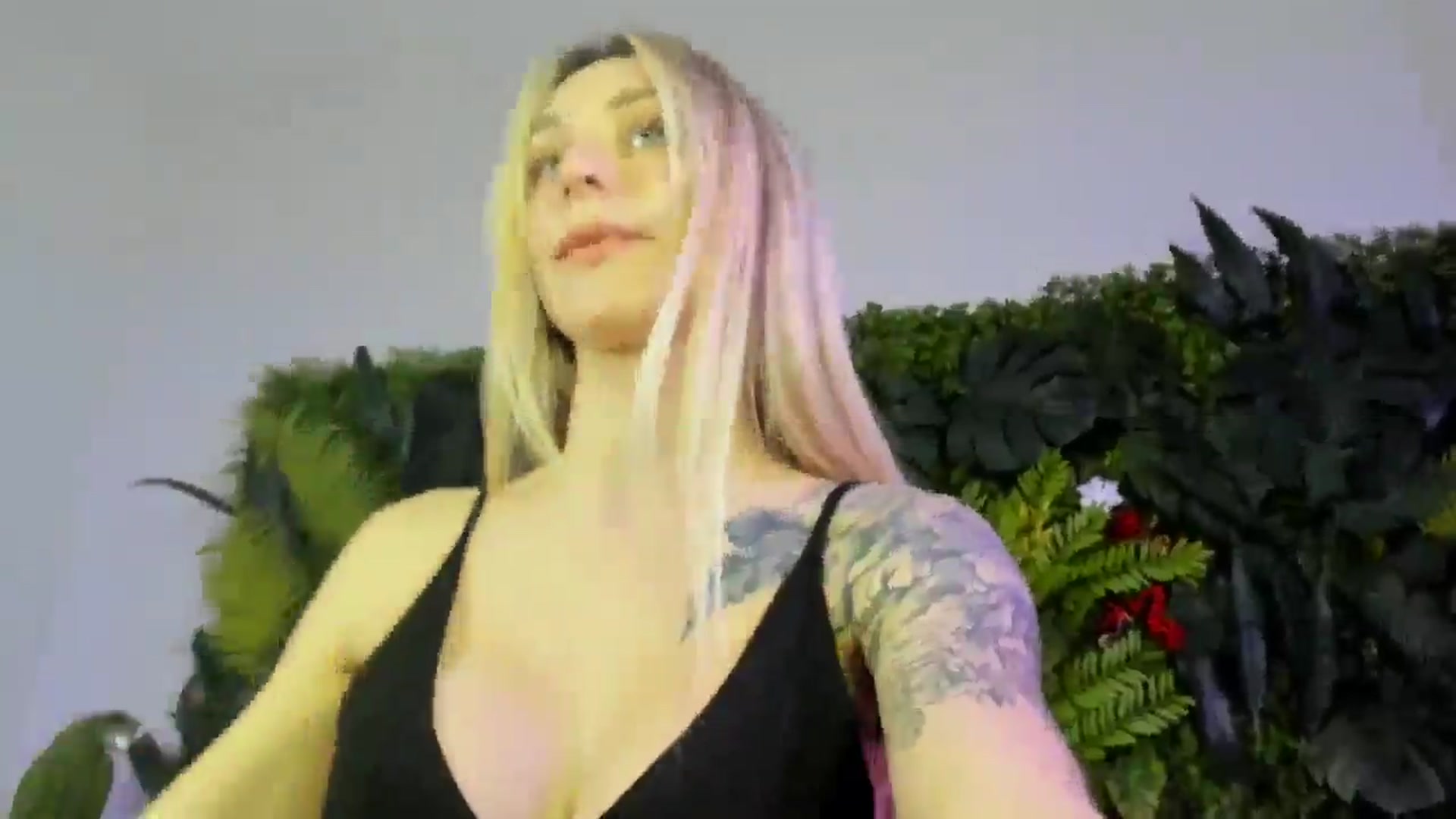 Gallery image thumbnail from Horny_Blond's myfreecams stream on, 11/03/2025, 09:54 image 3 of 20